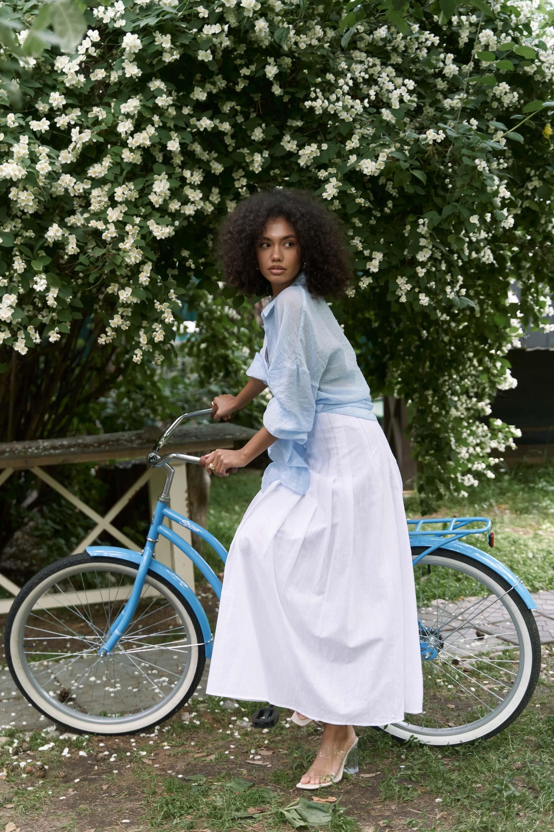 Sera Pile Detay Beyaz Uzun Etek