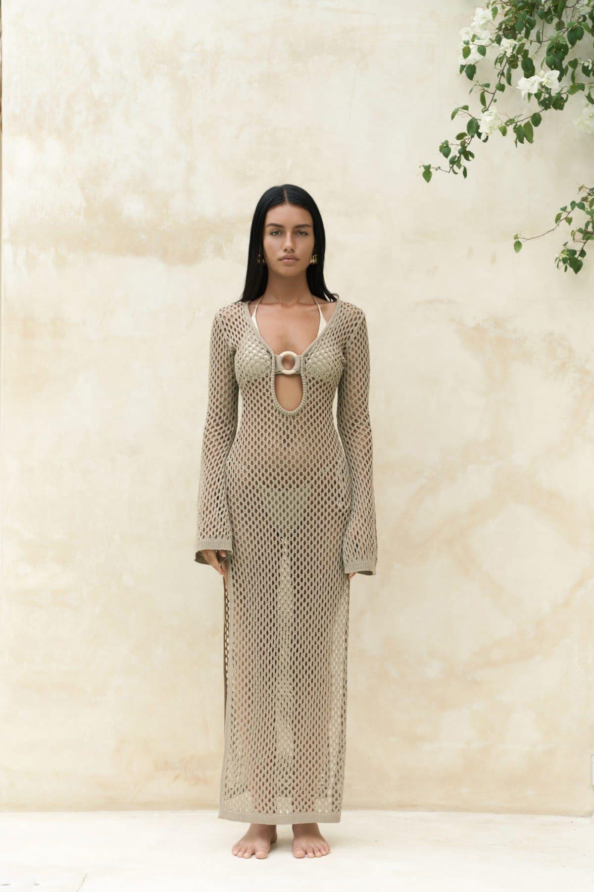 Seyşeller Brown Knit Dress with Wooden Ring