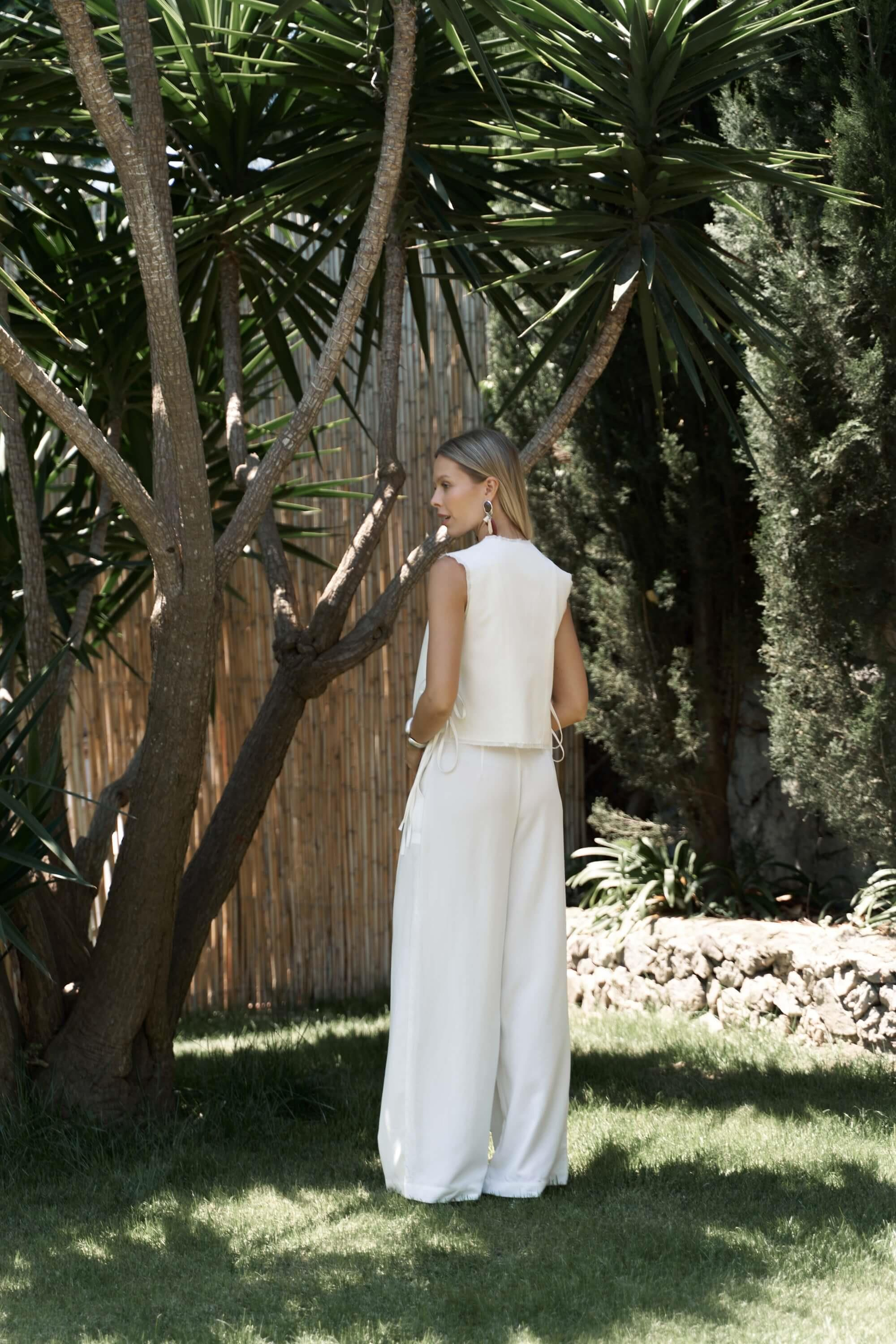 Shonas Bağcık Detay Ekru Yelek Pantolon Takım