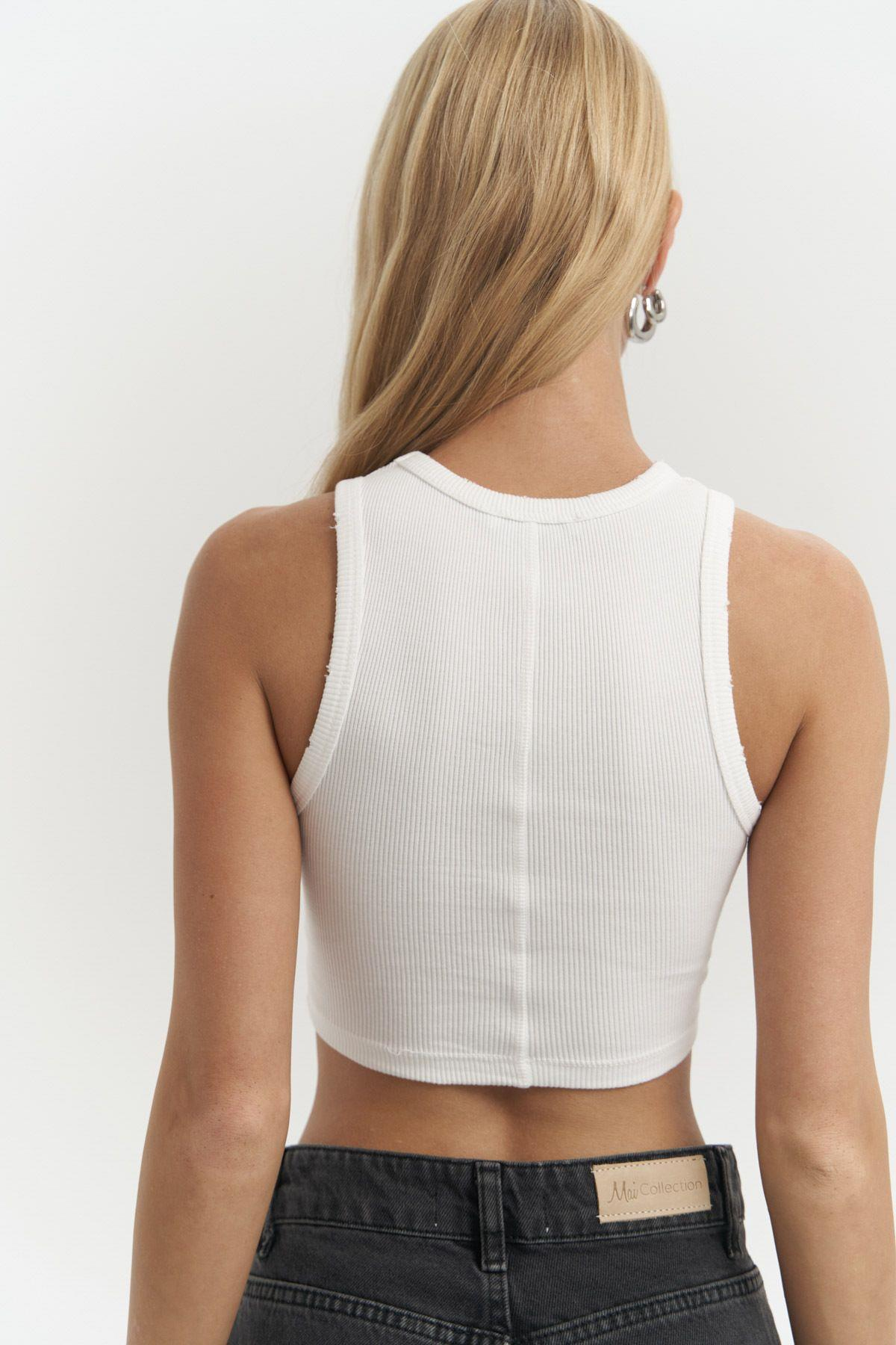 Shoulder White Crop