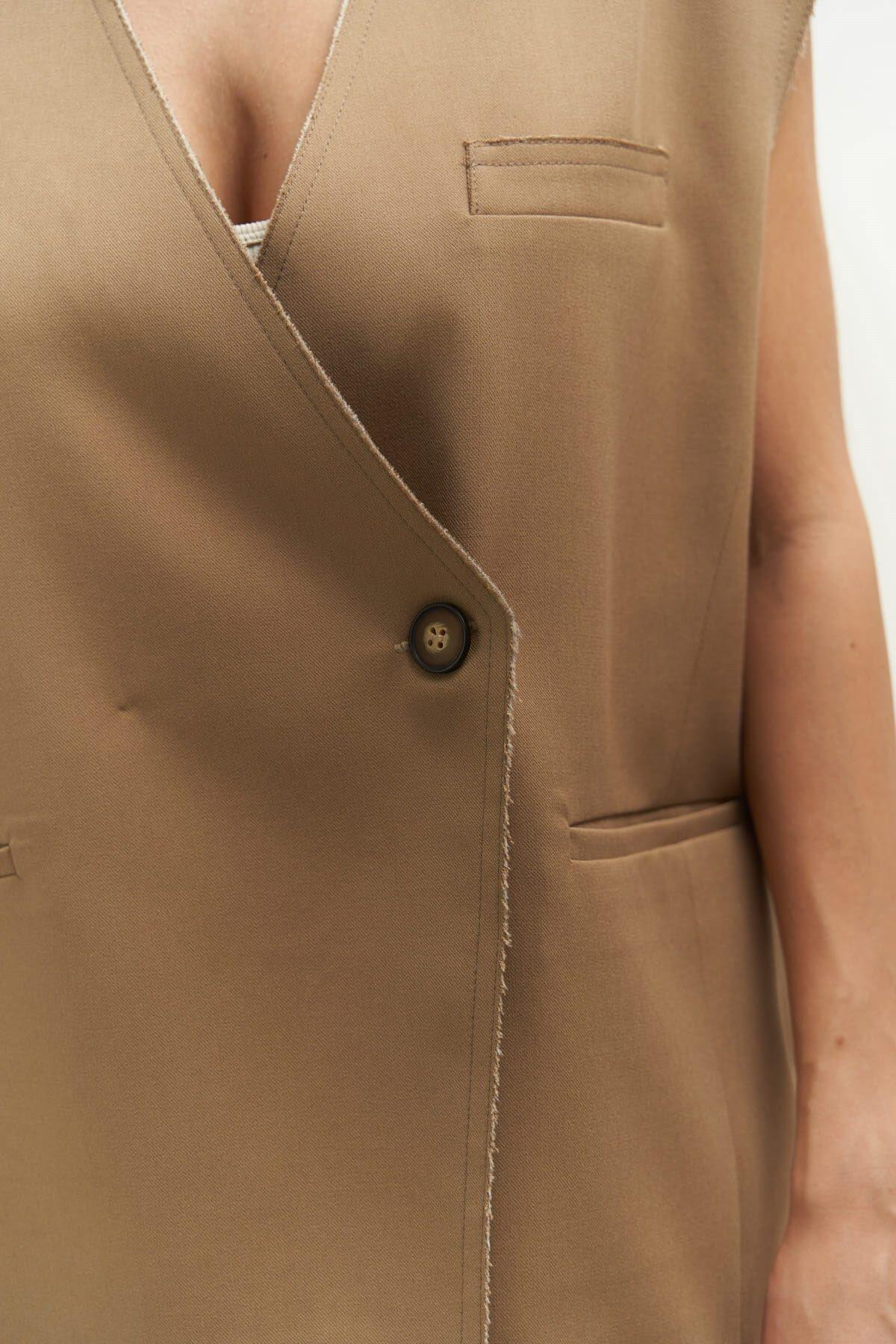 Sissela Yan Yırtmaç Detay Vizon Yelek