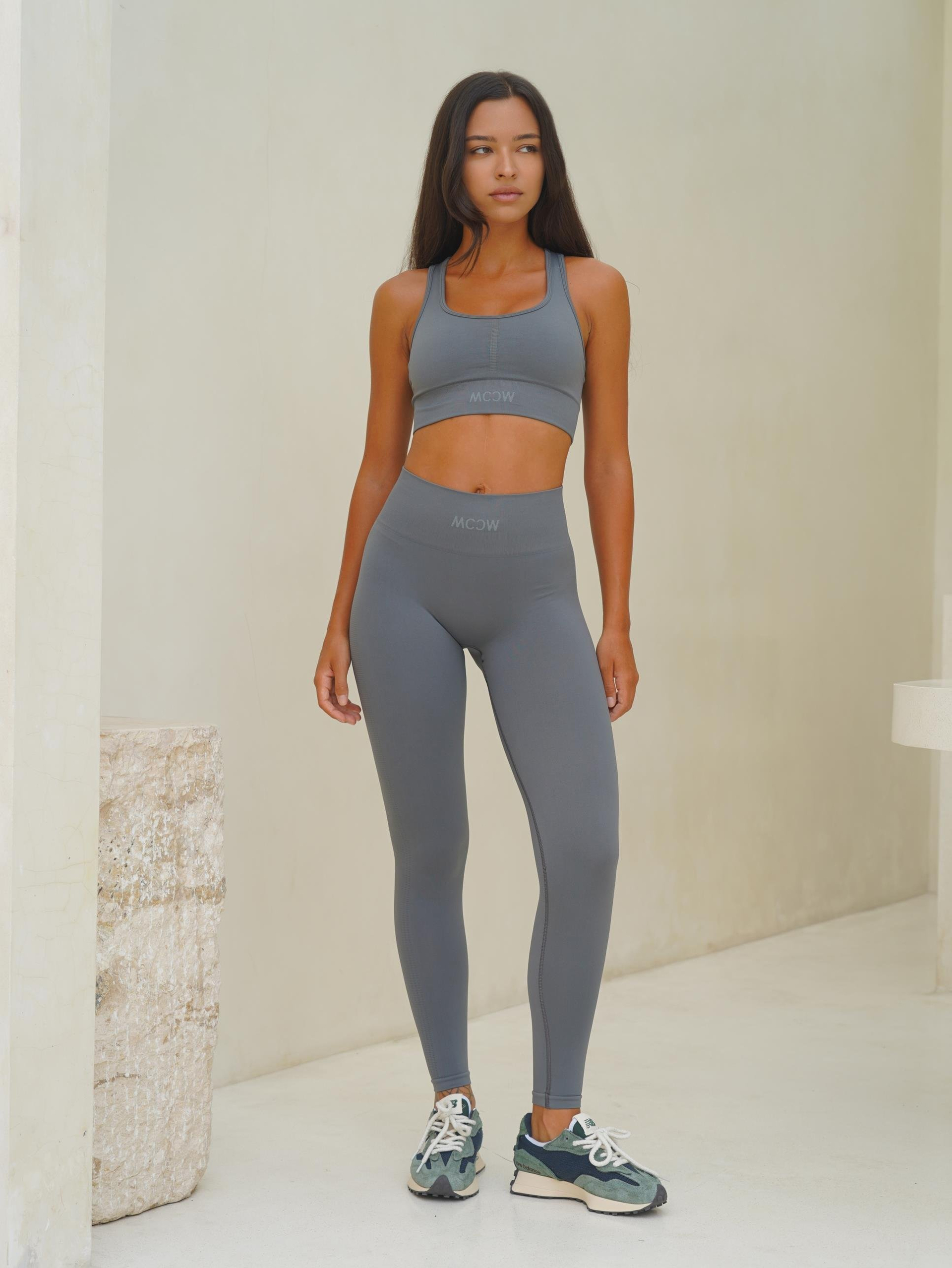 Surya Antrasit Toparlayıcı Bilek Hizasında Tayt