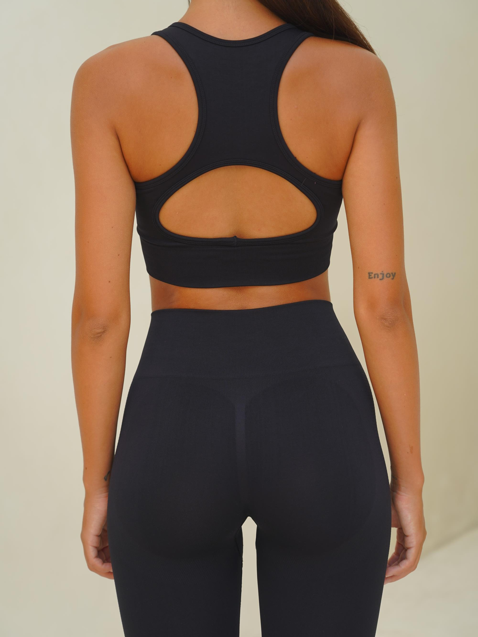 Surya Siyah Destekli Spor Sütyeni