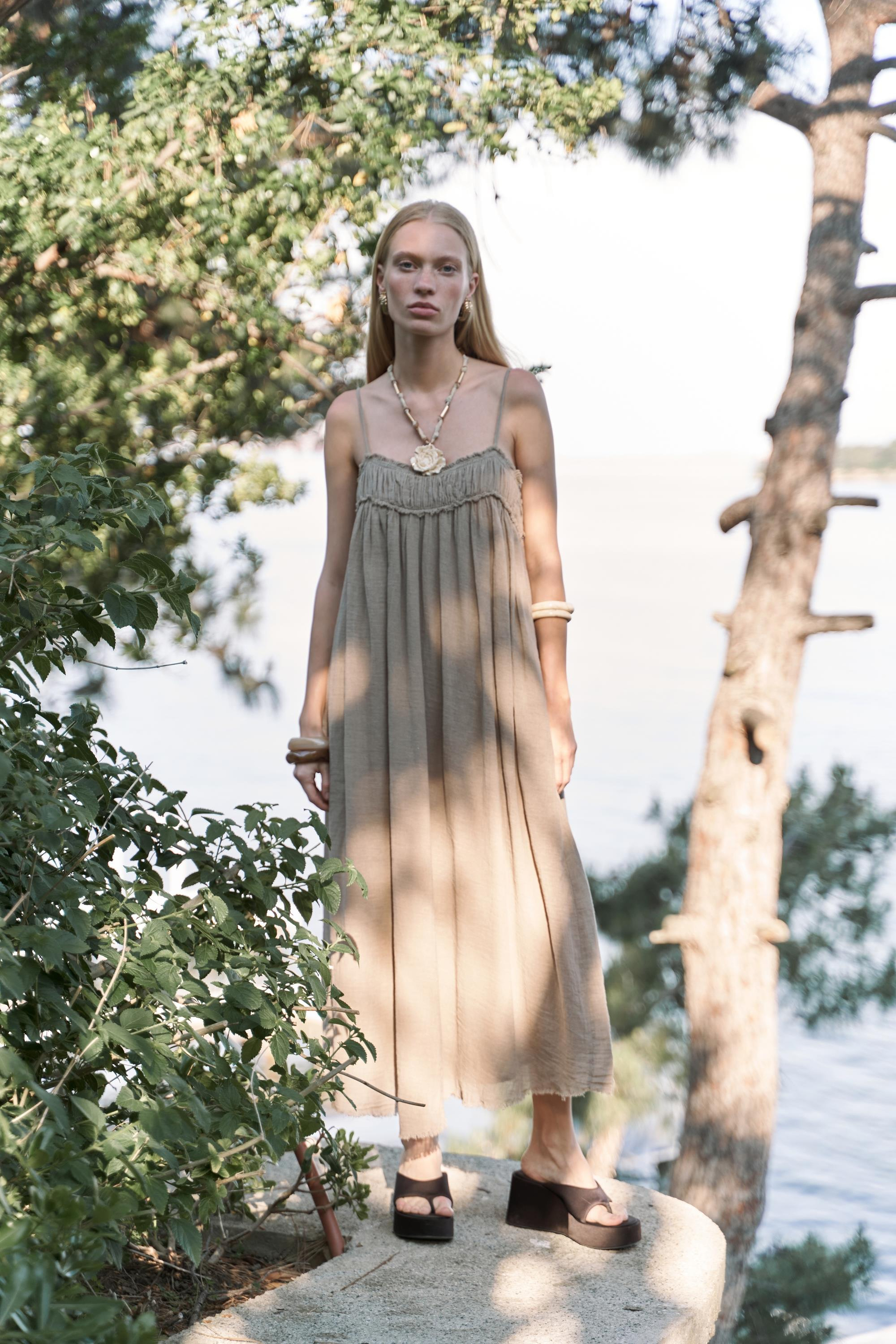 Torrora Uzun Haki Keten Elbise