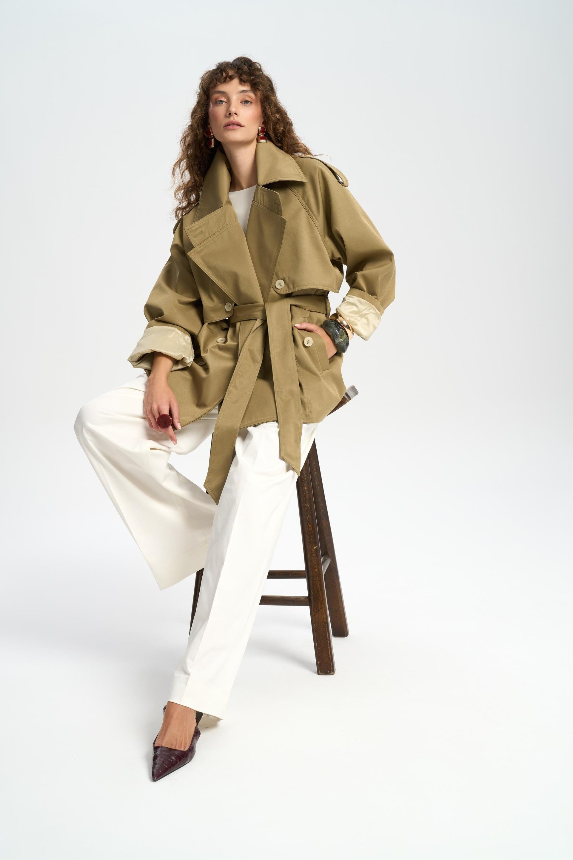 Tyra Haki Kemerli Kısa Trençkot