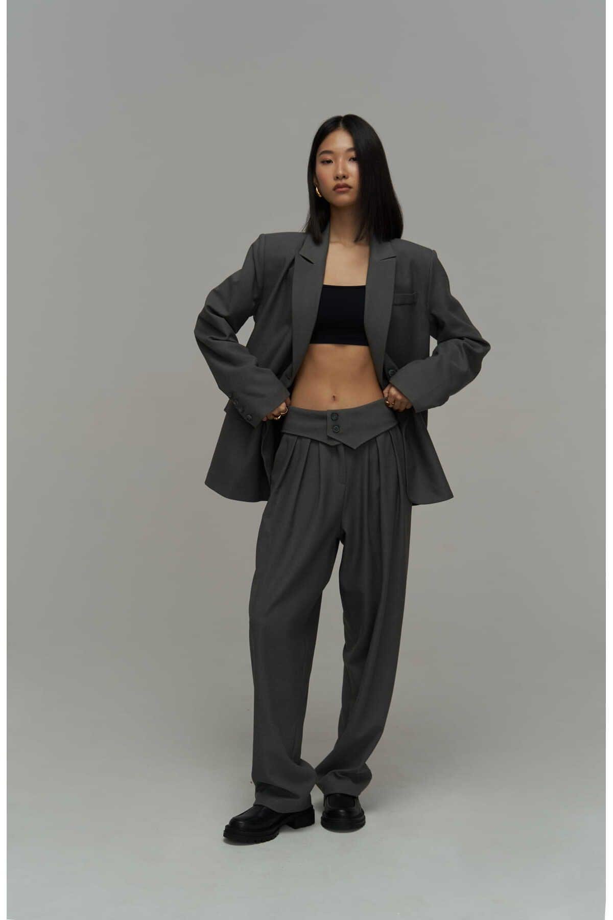 Mai Vanya Anthracite Blazer Suit