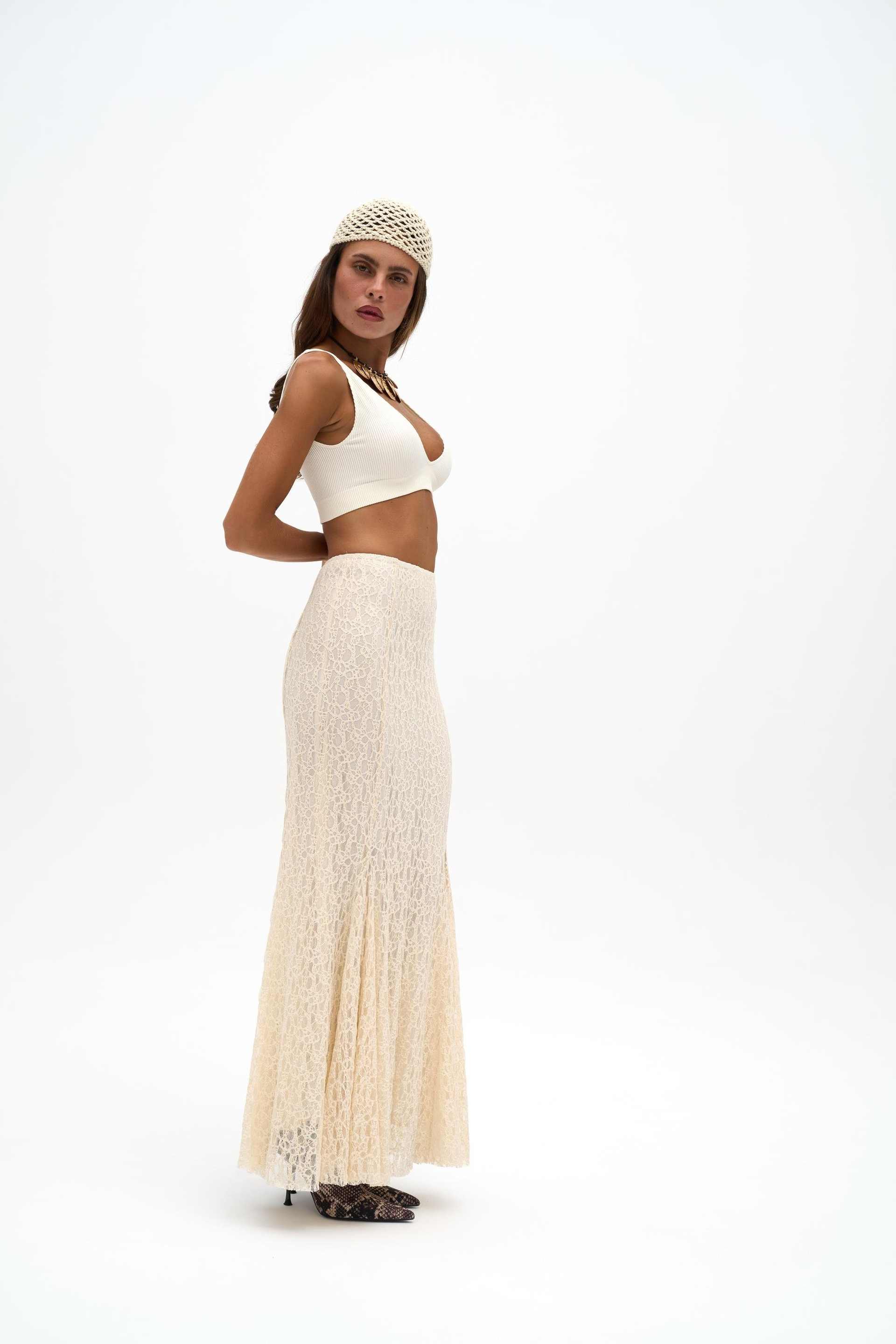 Veylia Uzun Bej Dantel Etek