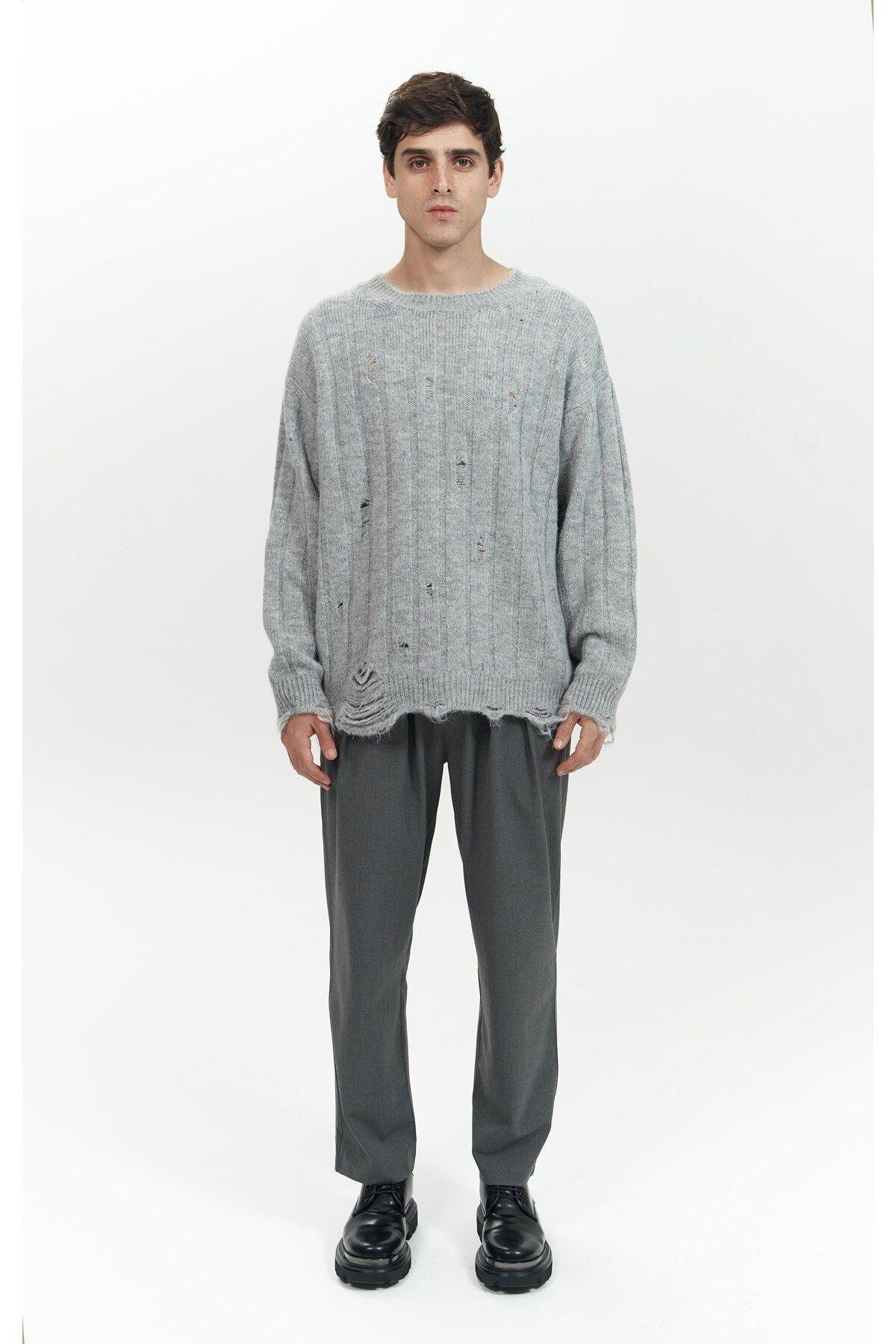 Vincent Yırtık Detay Gri Erkek Triko Kazak