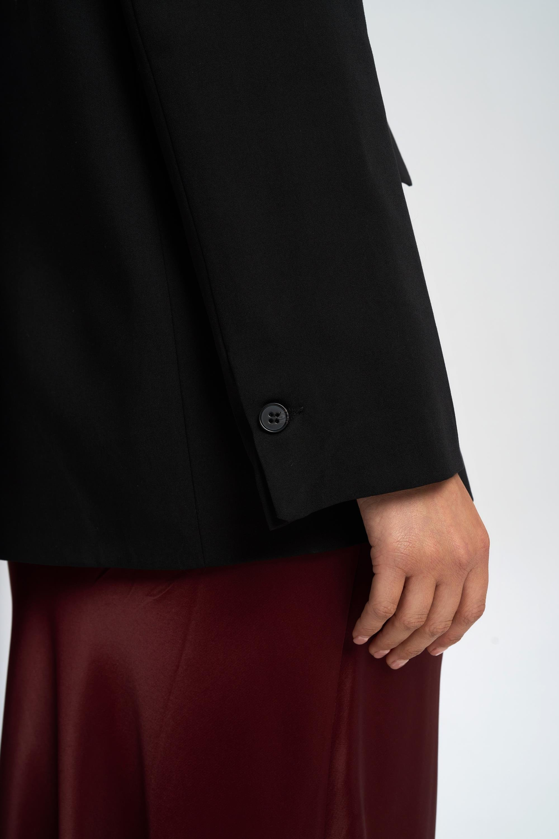 Volda Collar Detailed Black Blazer