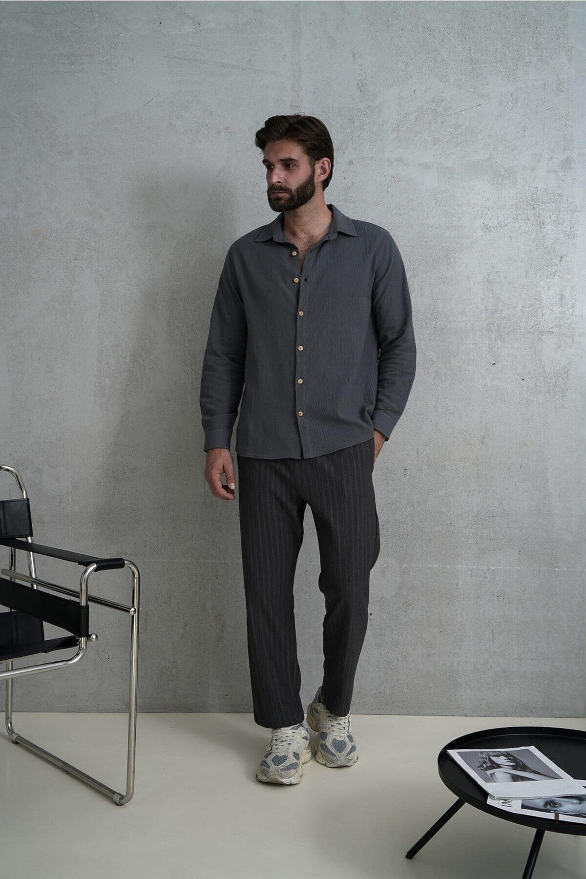 Wesley Men's Oversize Anthracite Crinkle Shirt