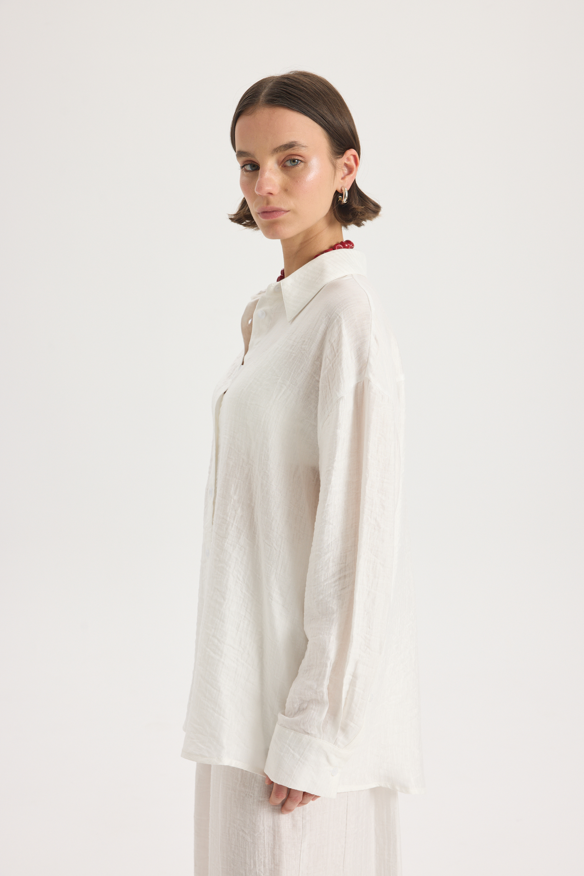 Yovena Düğme Detay Ekru Oversize Gömlek