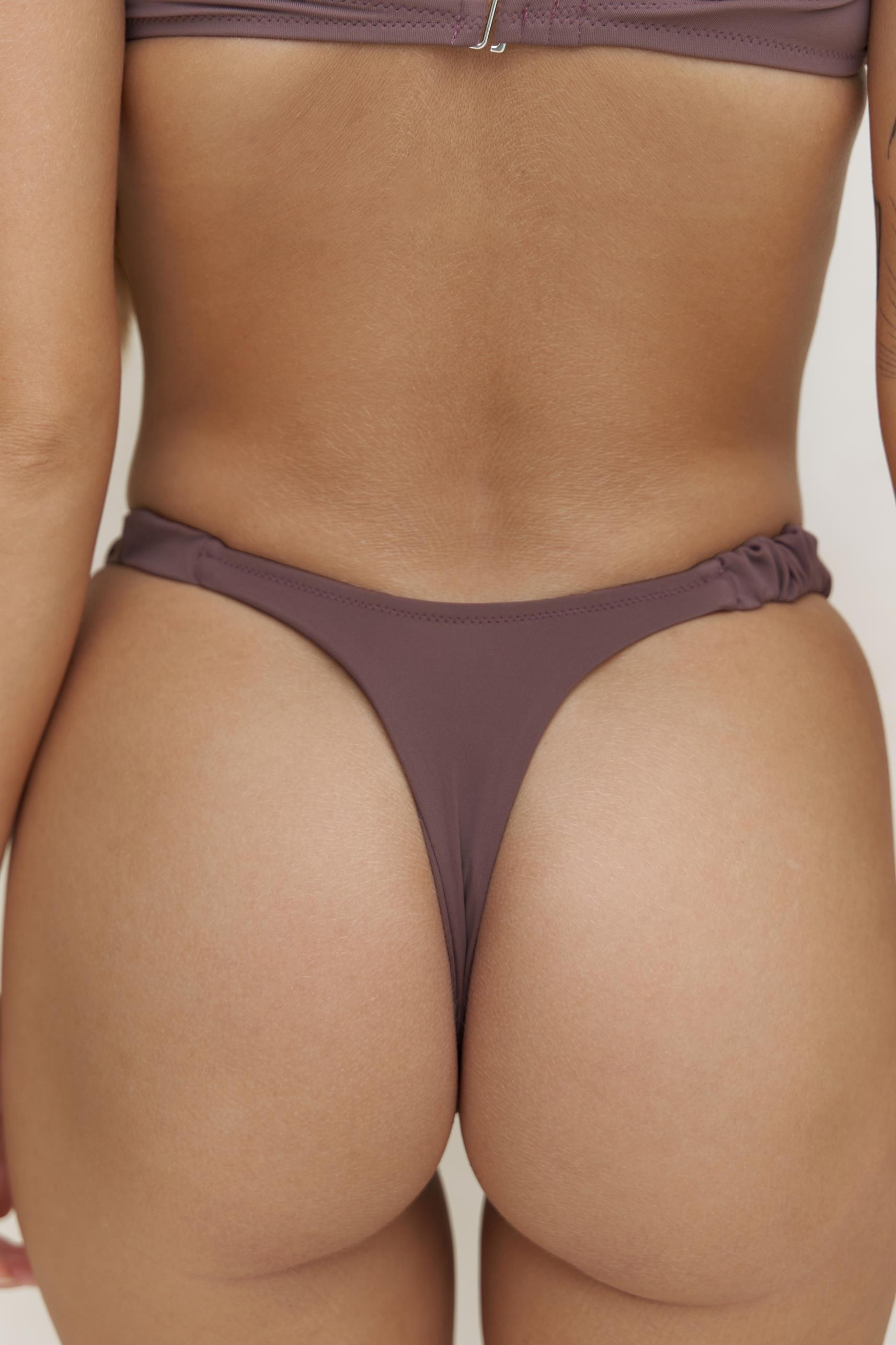 Zahira Ön Halka Detay Straplez Kahve Bikini Üstü