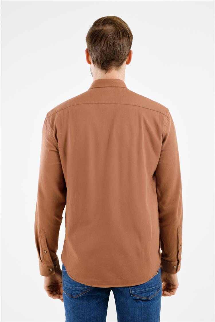 Bej Düğmeli Yaka Cepli Uzun Kol Slim Fit %100 Pamuk Gömlek 1004255213