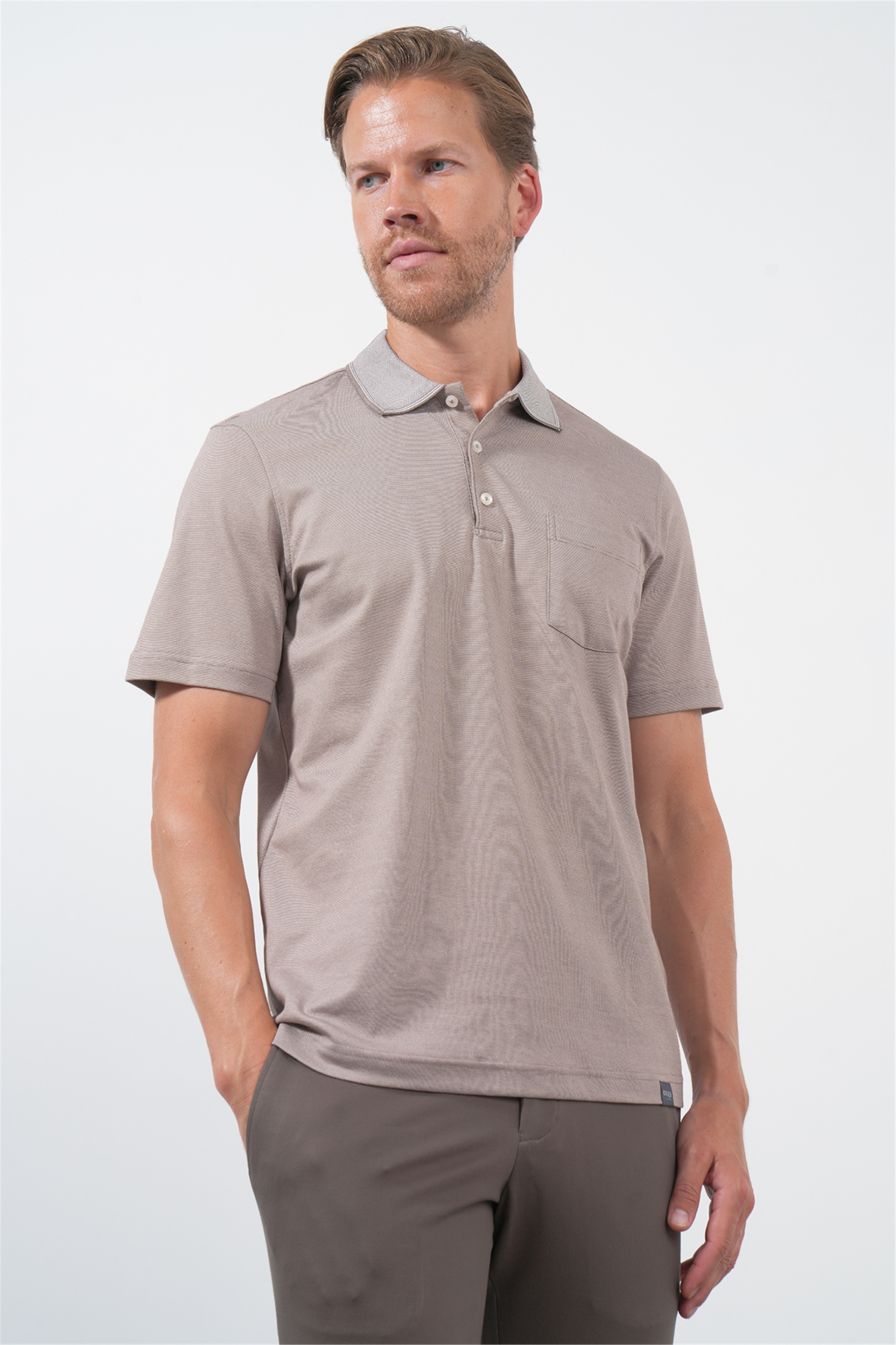 Bej Polo Yaka Kısa Kol Cepli Comfort Fit Pamuklu Tişört 1011260157