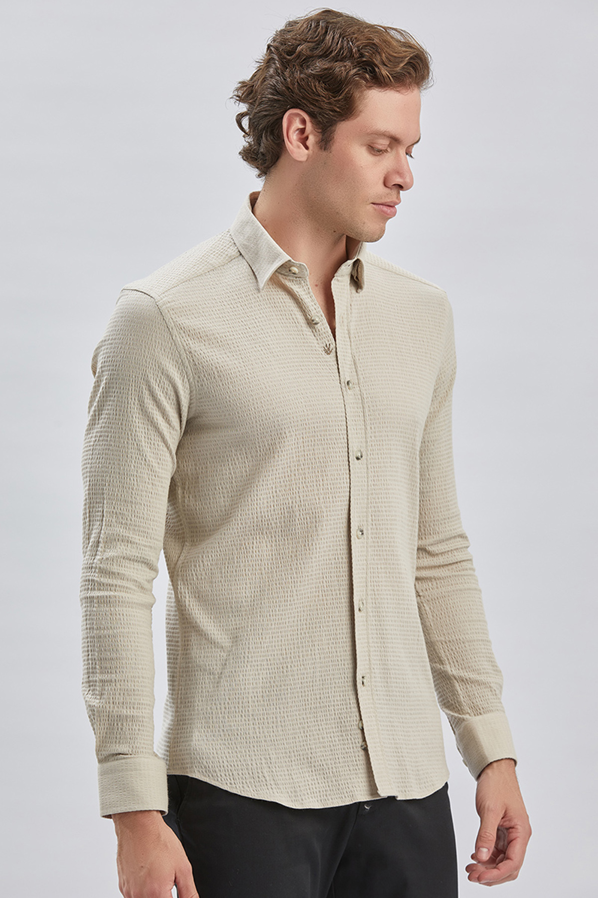 Bej Uzun Kollu Biritli Yaka Biyeli Pamuklu Likralı Casual Slim Fit Gömlek 1004240232
