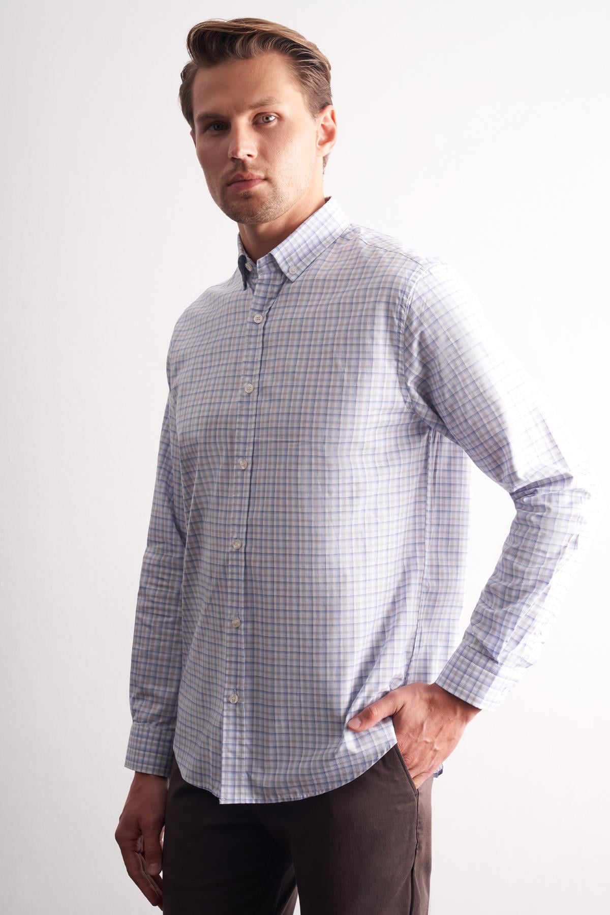 Beyaz-Gri Düğmeli Yaka Kareli Desen Uzun Kol Premium Slim Fit %100 Pamuk Gömlek 1004255184