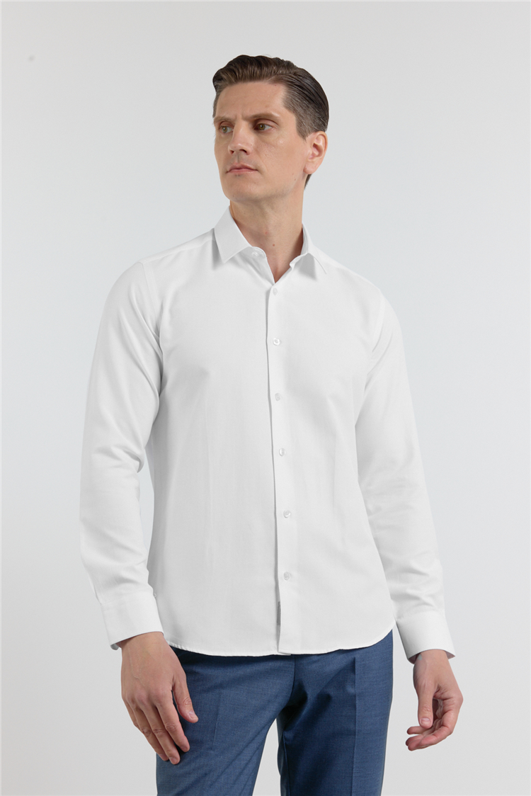 Beyaz Dokulu Sert Yaka Uzun Kol Cepsiz Slim Fit Pamuklu Gömlek 1004255283