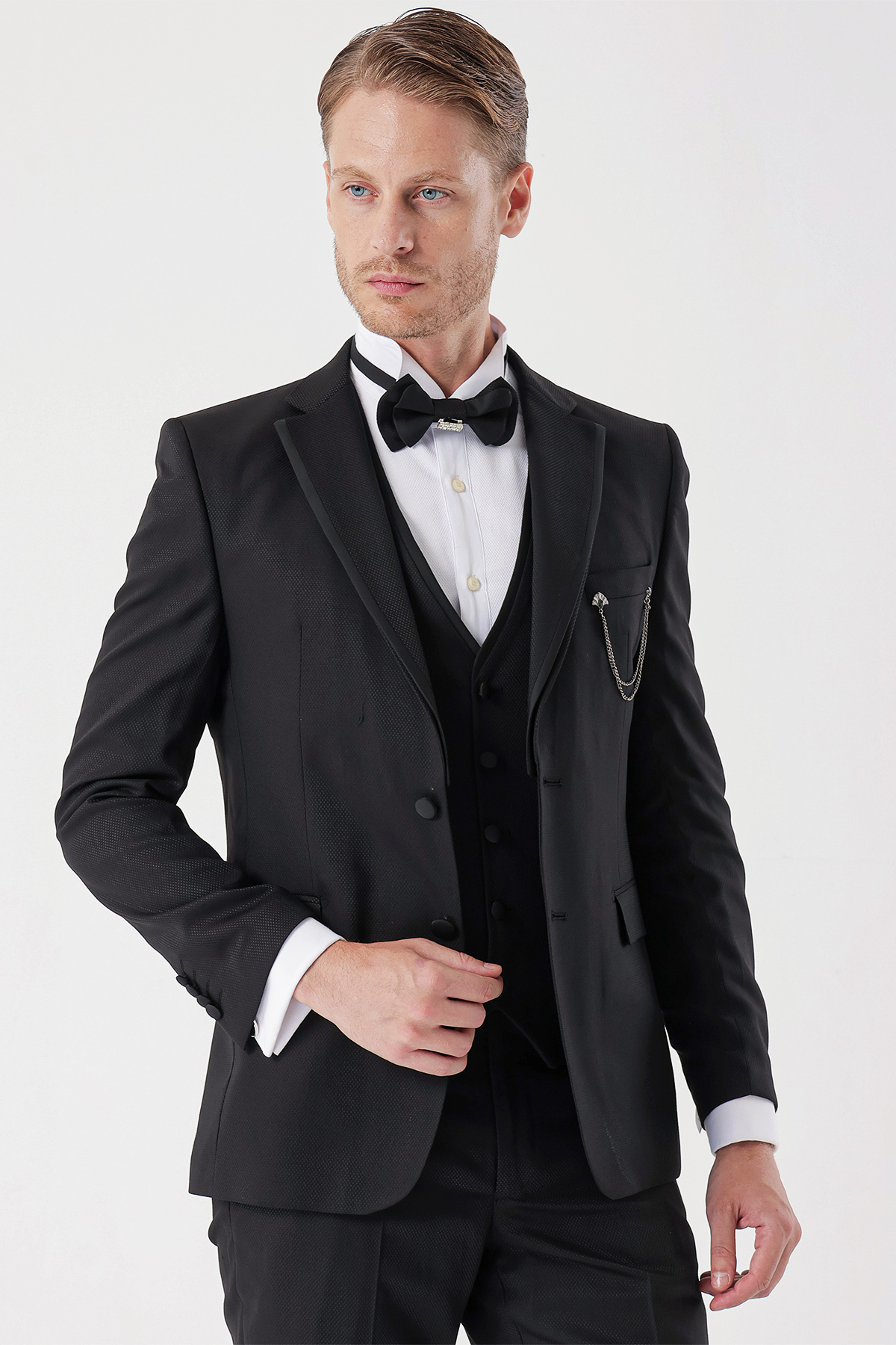 Siyah Armürlü Çıkarılabilir Mono Yaka Yelekli 6 Drop Slim Fit Smokin Damatlık Takım 1001230202