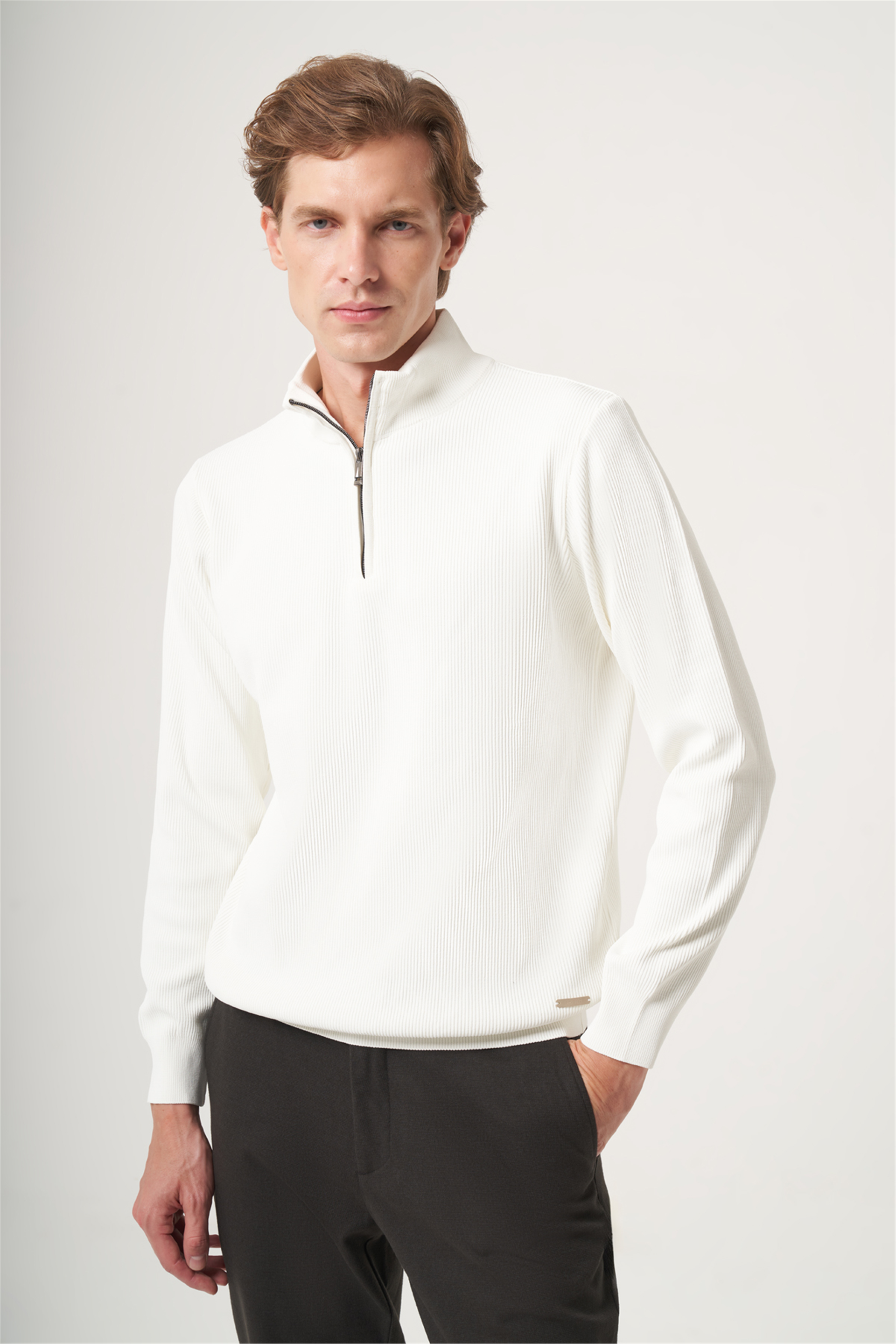 Ekru Dik Yaka Uzun Kol Örme Comfort Fit Pamuklu Kazak 1012265158