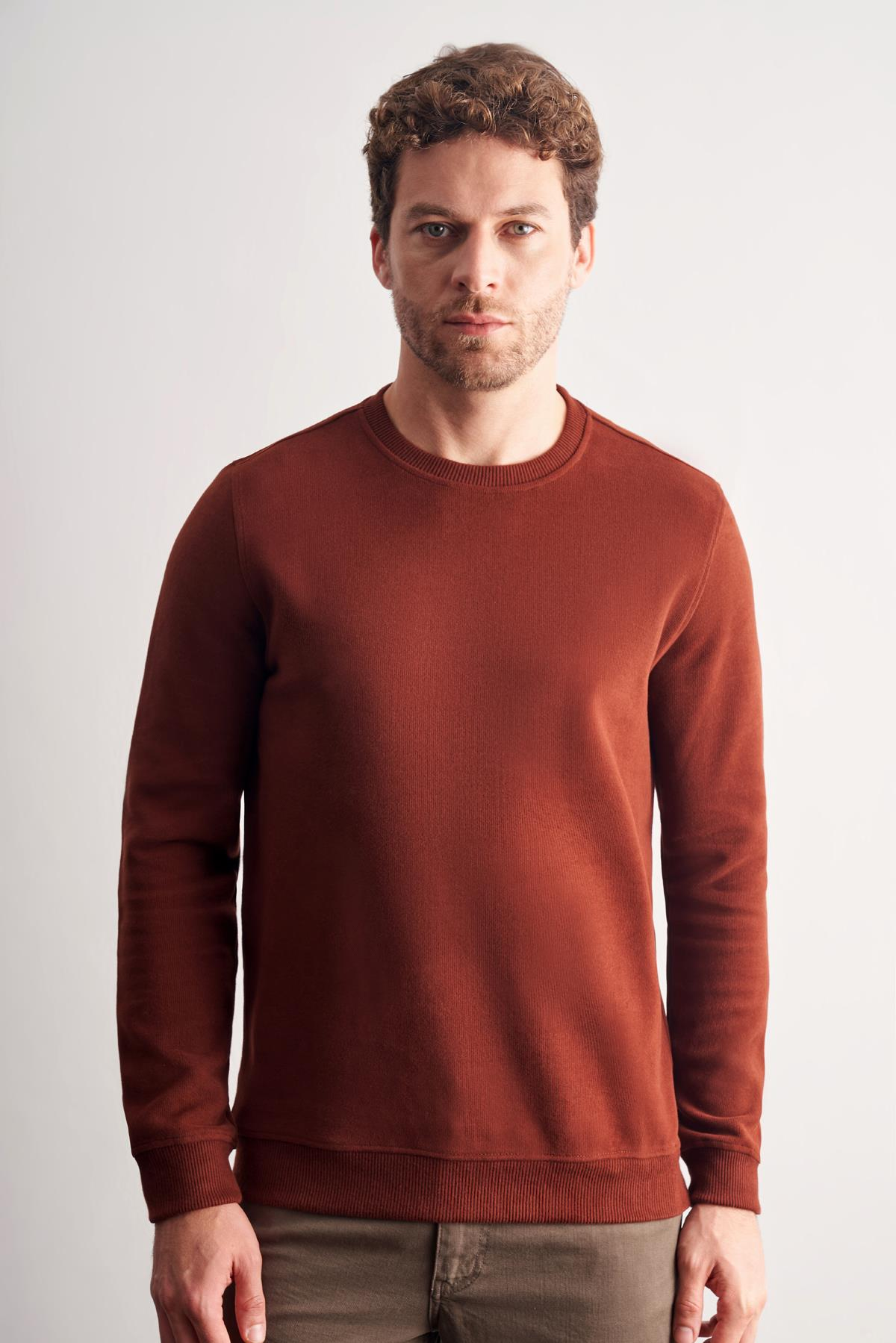 Kırmızı Uzun Kol Bisiklet Yaka Düz Pamuklu Comfort Fit Sweatshirt 1013255150