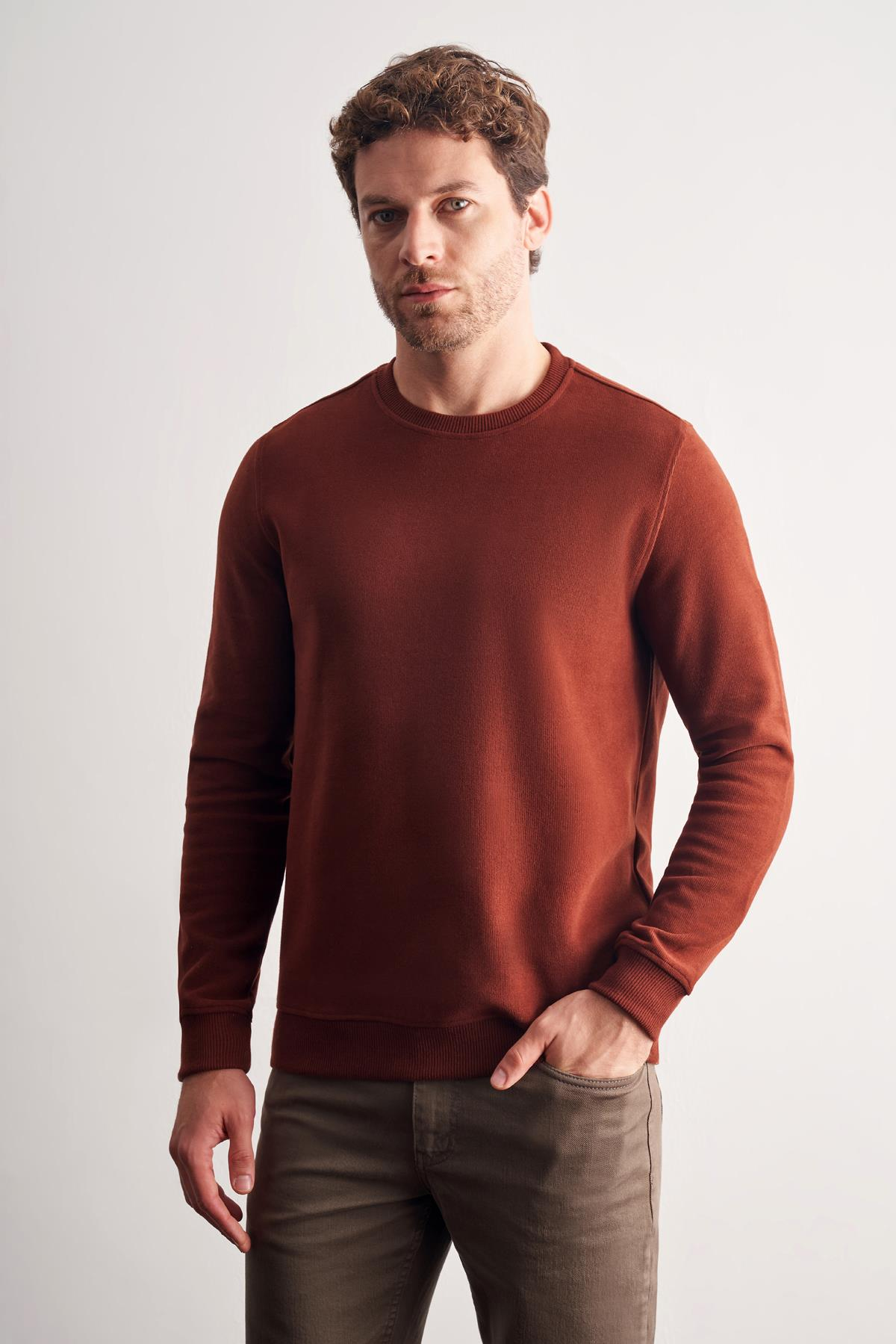 Kırmızı Uzun Kol Bisiklet Yaka Düz Pamuklu Comfort Fit Sweatshirt 1013255150