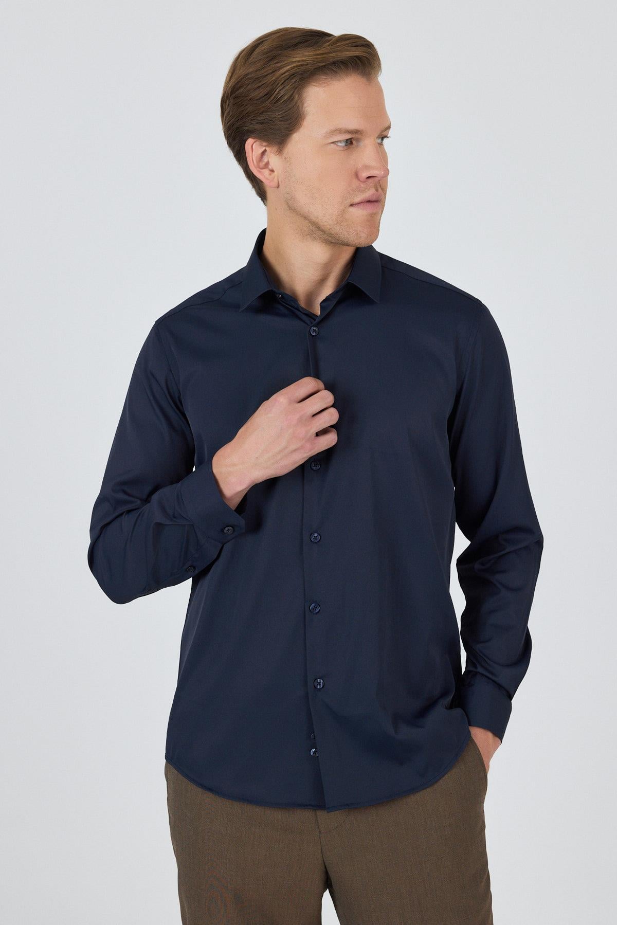 Lacivert Sert Yaka Cepsiz Gabardin Uzun Kol Slim Fit Esnek Gömlek 1004250234