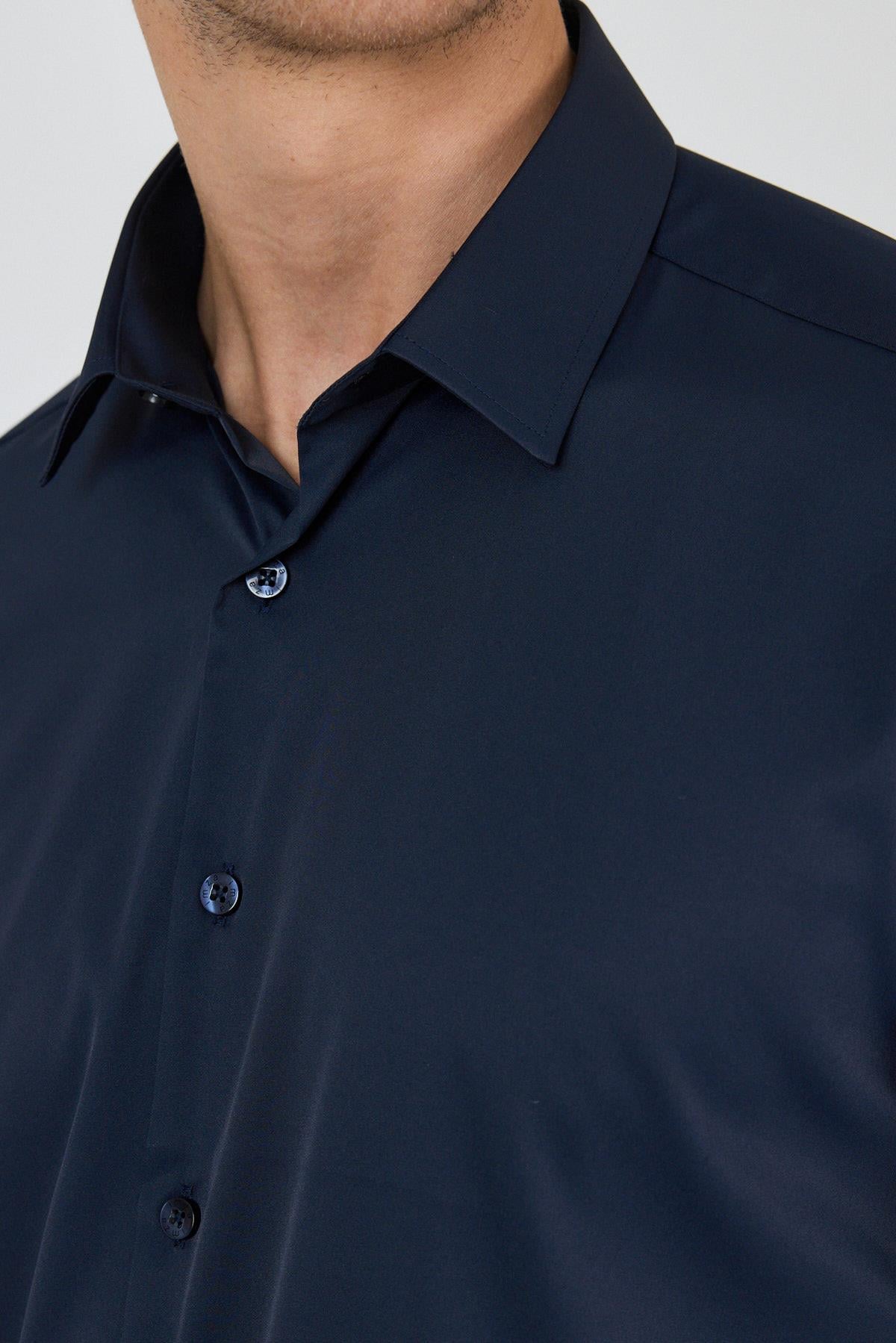 Lacivert Sert Yaka Cepsiz Gabardin Uzun Kol Slim Fit Esnek Gömlek 1004250234