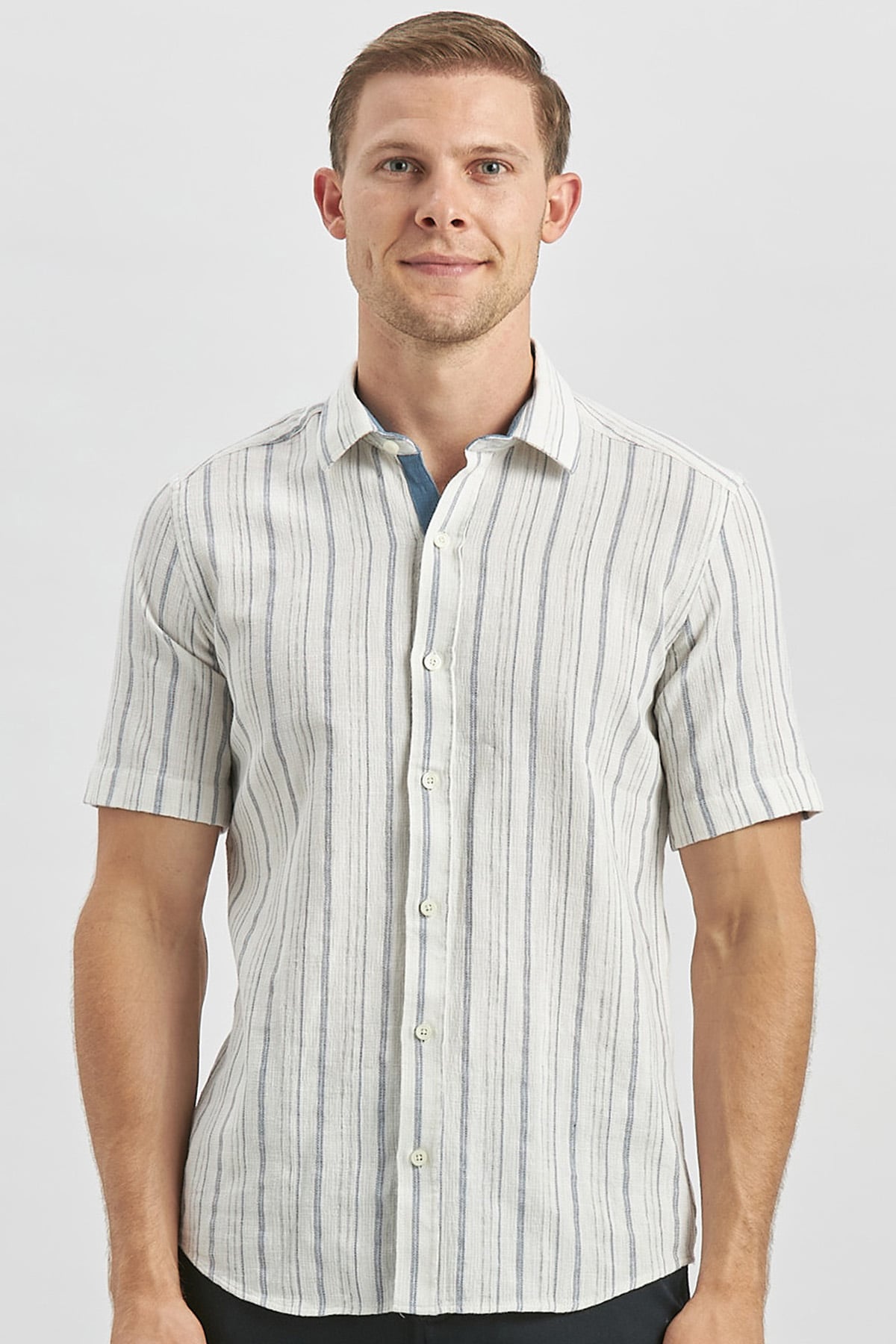Lacivert Kısa Kollu Armürlü Garnili Pamuklu Casual Slim Fit Gömlek 1004240244
