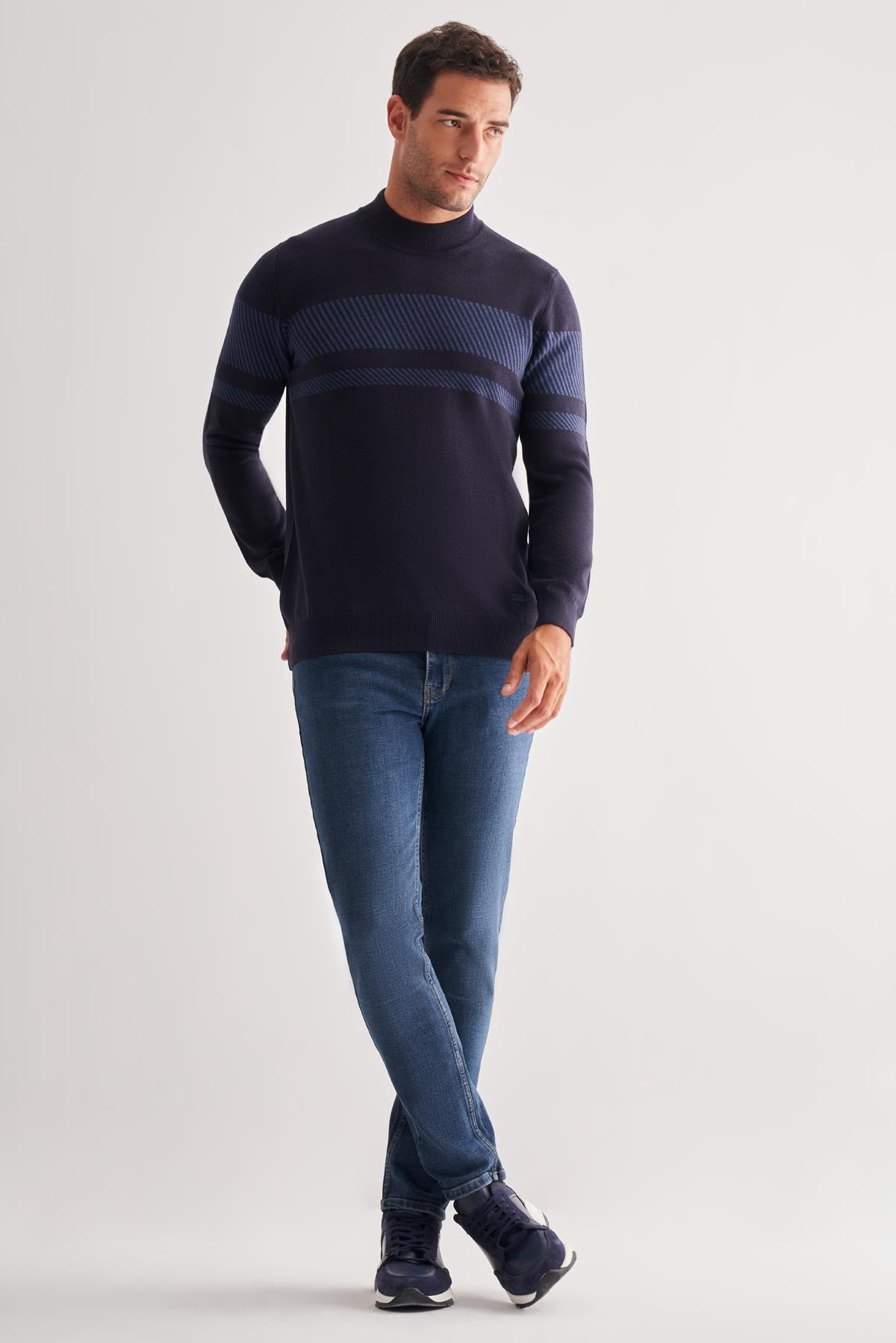 Lacivert Yarım Balıkçı Yaka Uzun Kol Cepsiz Comfort Fit Pamuklu Triko Kazak 1012255213