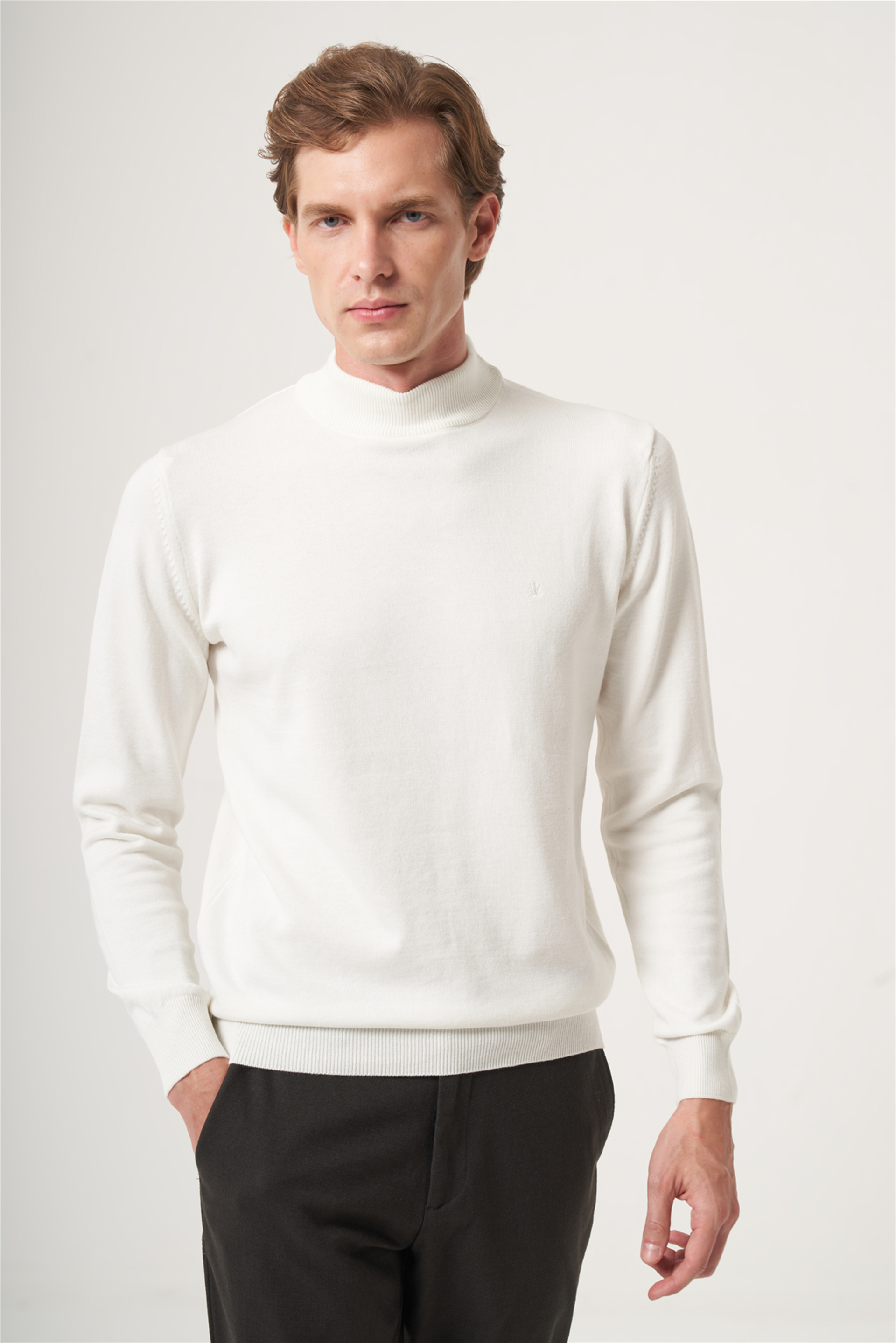 Krem Rengi Balıkçı Yaka Uzun Kol Örme Comfort Fit Pamuklu Kazak 1012265001