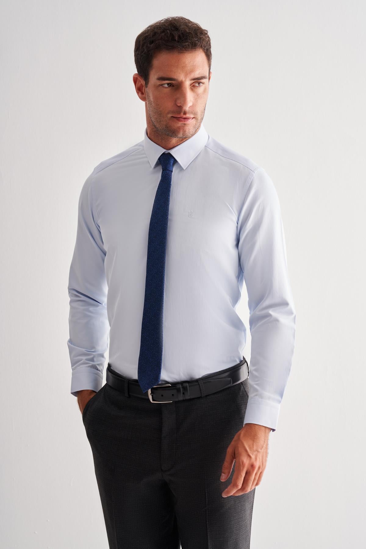 Mavi Sert Yaka Uzun Kol Slim Fit Pamuklu Gömlek 1004255175