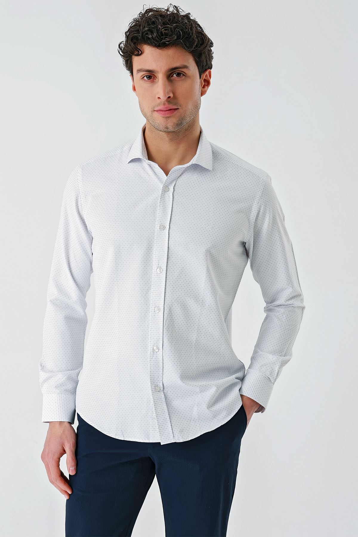 Mavi Uzun Kollu Desenli Armürlü Cepsiz Pamuklu Klasik Slim Fit Dar Kesim Gömlek 1004240189