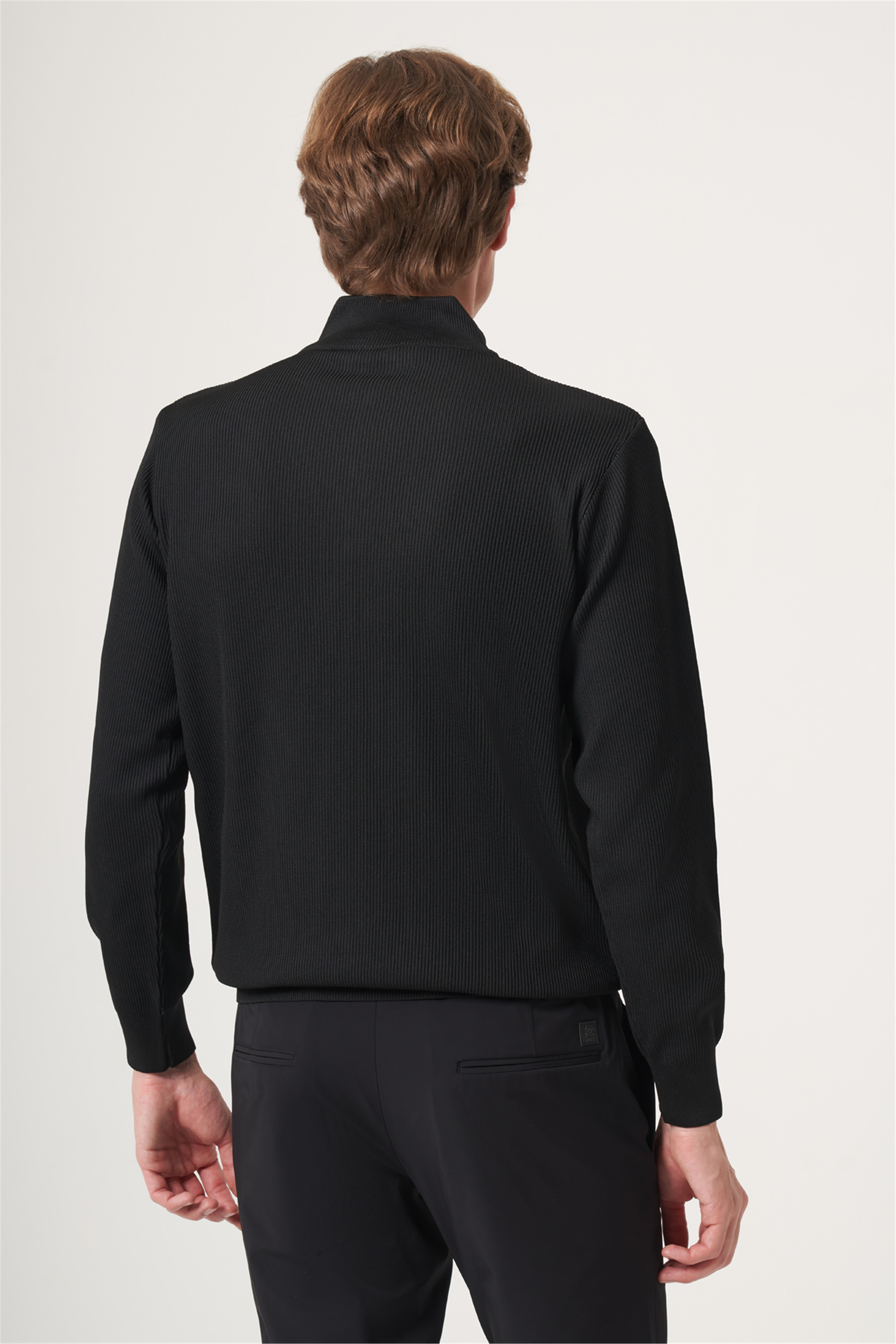 Siyah Dik Yaka Uzun Kol Örme Comfort Fit Pamuklu Kazak 1012265158