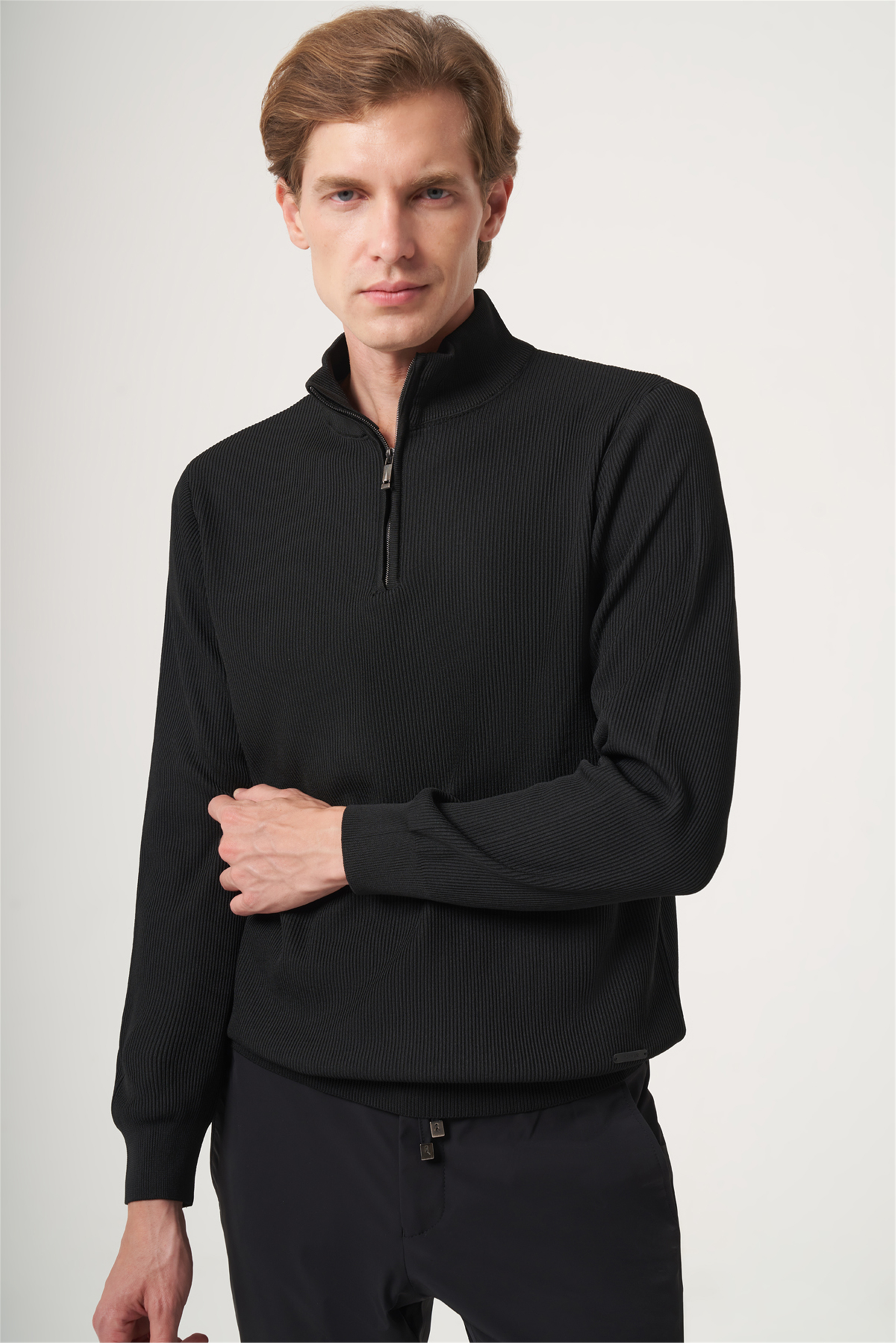 Siyah Dik Yaka Uzun Kol Örme Comfort Fit Pamuklu Kazak 1012265158