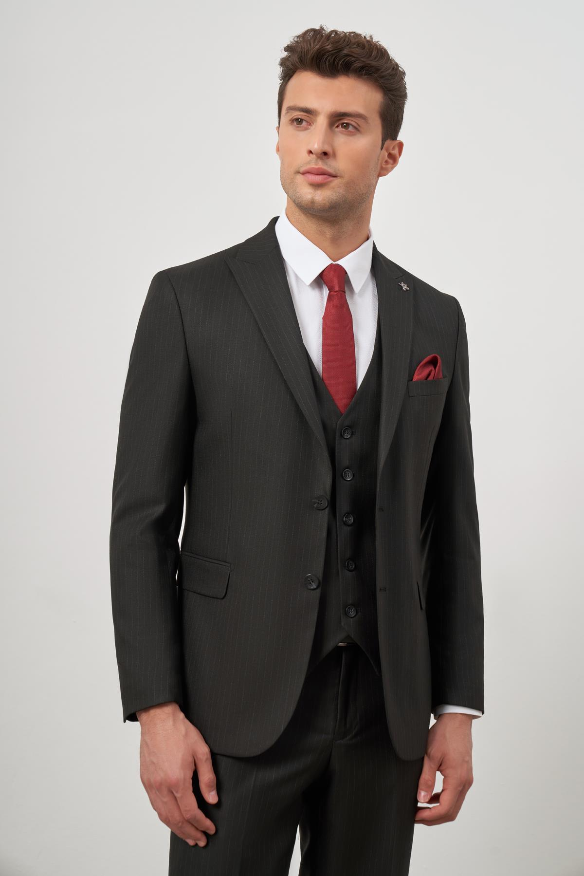 Siyah Kırlangıç Yaka Çizgili Yelekli 6 Drop Slim Fit Tam Astar Yünlü Takım Elbise 1001245154