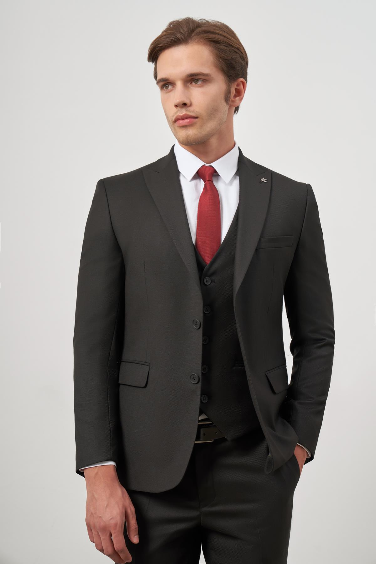 Siyah Kırlangıç Yaka Çizgili Yelekli 6 Drop Slim Fit Tam Astar Yünlü Takım Elbise 1001245155