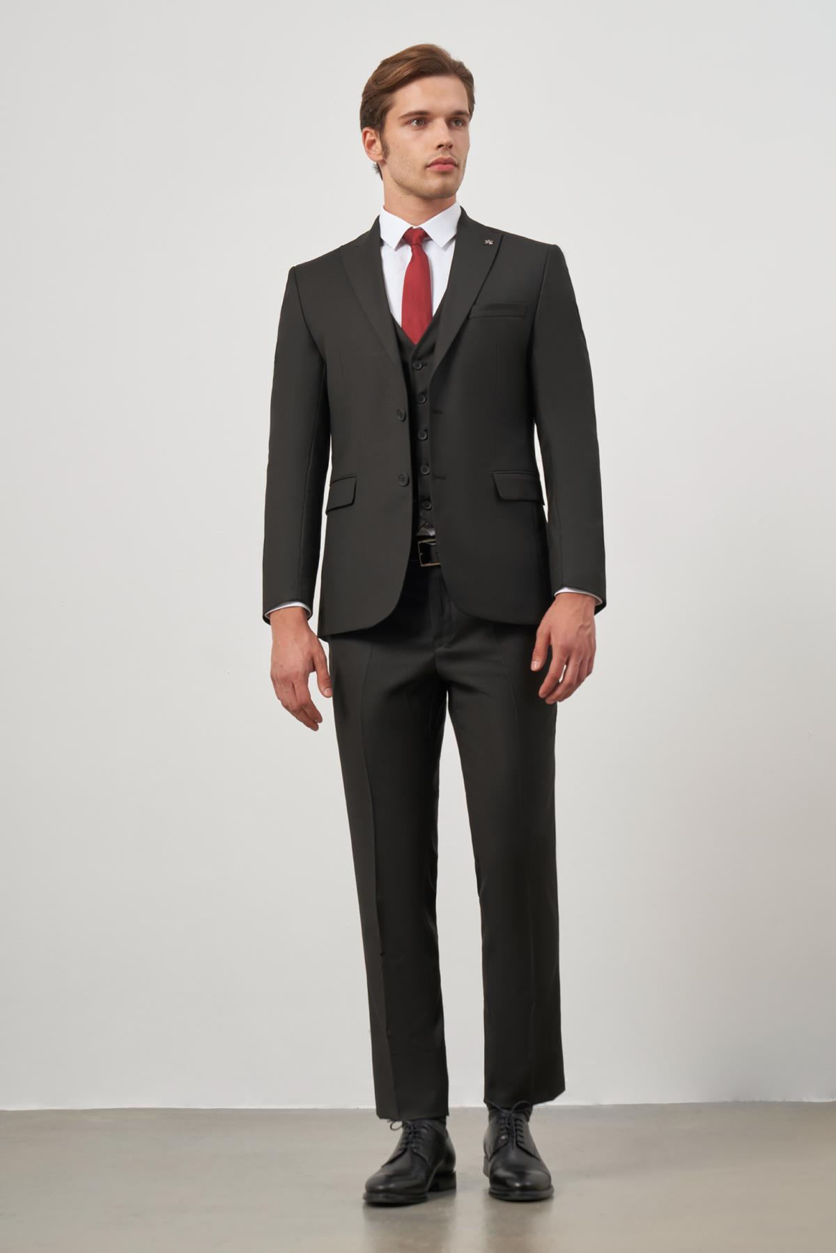 Siyah Kırlangıç Yaka Çizgili Yelekli 6 Drop Slim Fit Tam Astar Yünlü Takım Elbise 1001245155