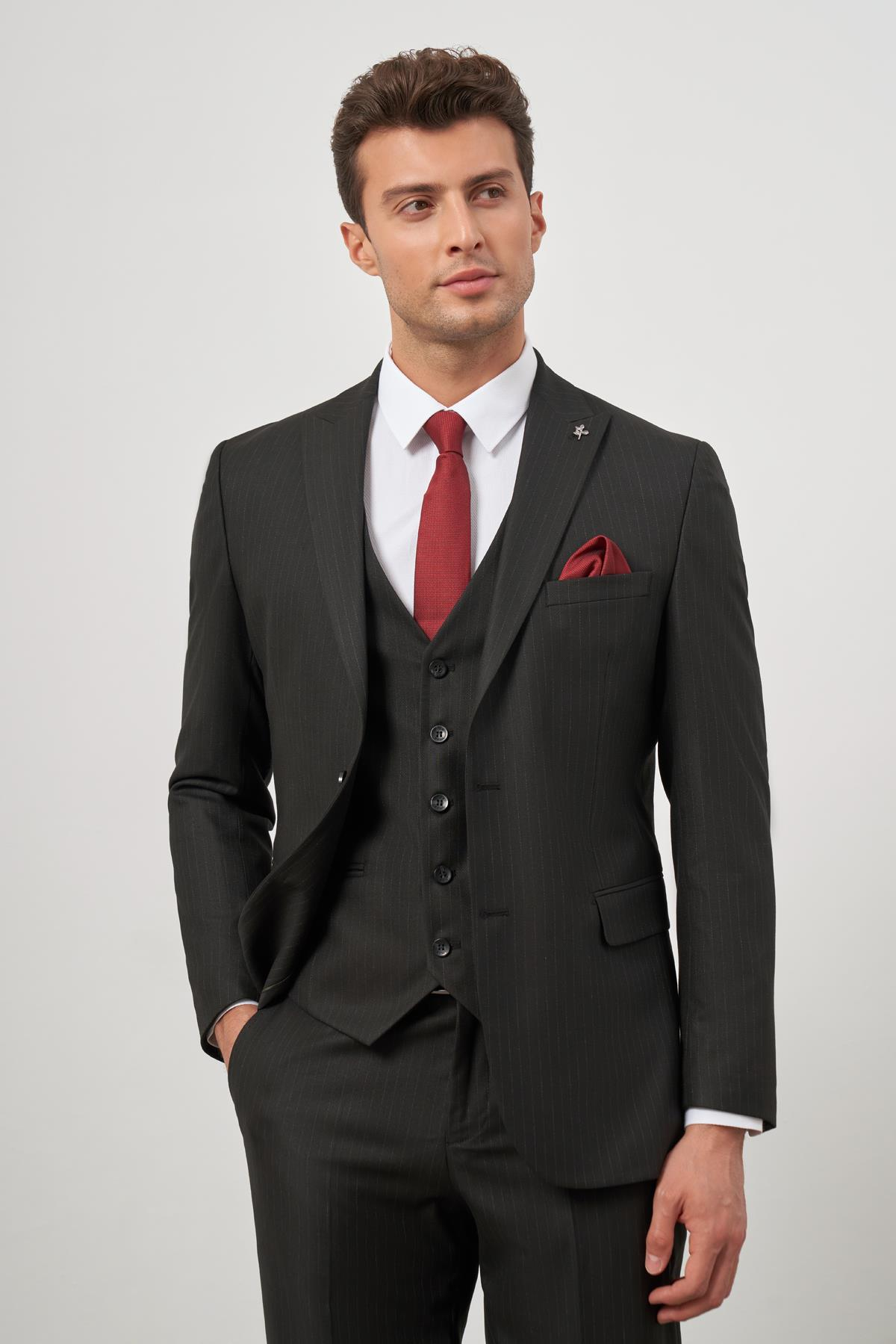 Siyah Kırlangıç Yaka Çizgili Yelekli 6 Drop Slim Fit Tam Astar Yünlü Takım Elbise 1001245154