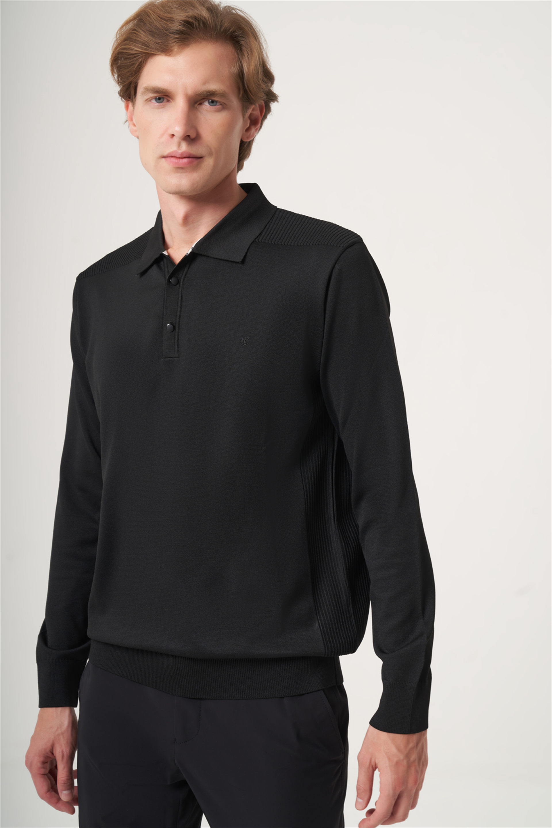 Siyah Polo Yaka Uzun Kol Örme Comfort Fit Pamuklu Kazak 1012265159