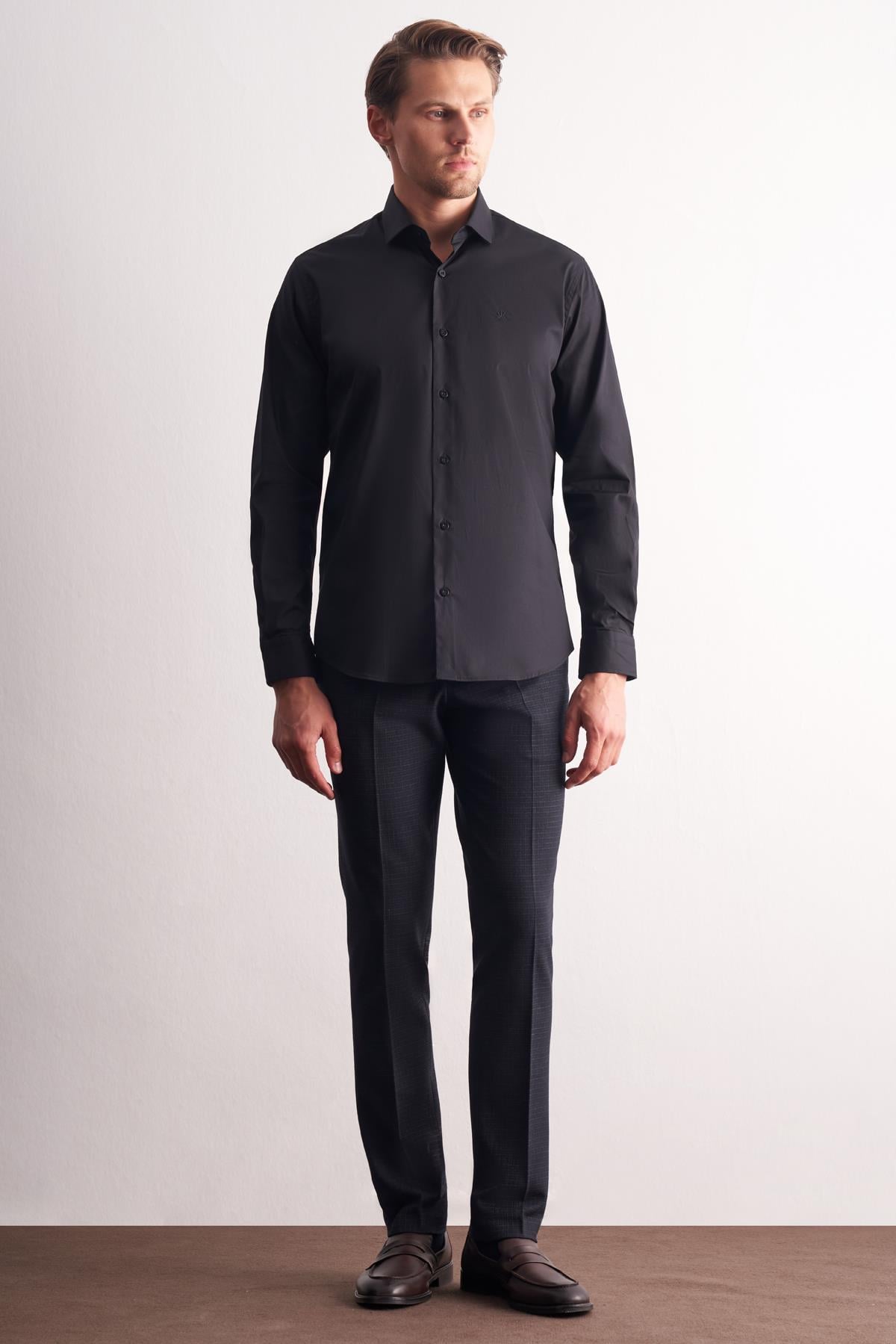Siyah Yarım İtalyan Yaka Uzun Kol Premium Slim Fit Pamuklu Gömlek 1004255198