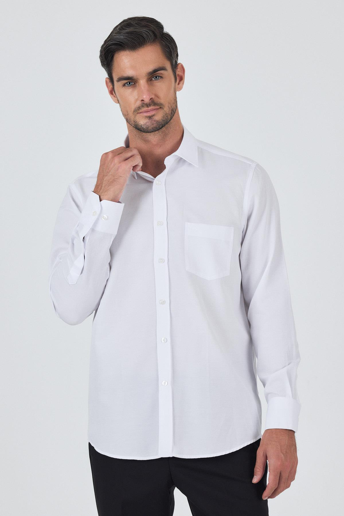 Beyaz Sert Yaka Cepli Uzun Kol Comfort Fit Pamuklu Gömlek 1004250209