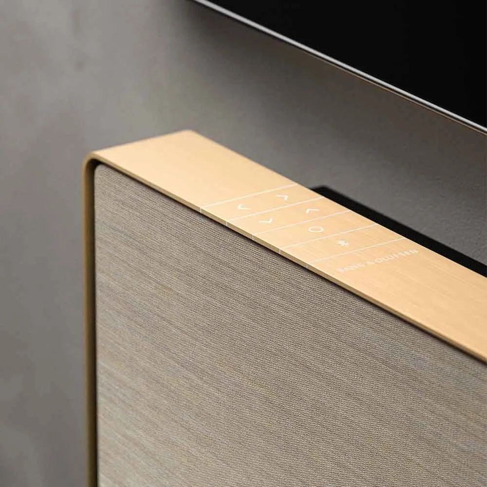 Bang & Olufsen Beosound Stage Dolby Atmos Soundbar Altın