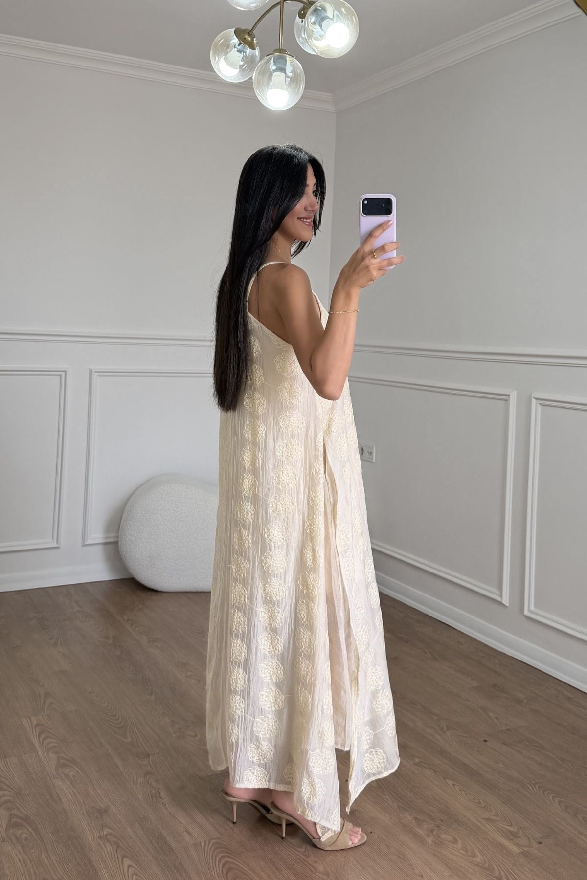 ASKILI NAKIŞLI ELBİSE 
