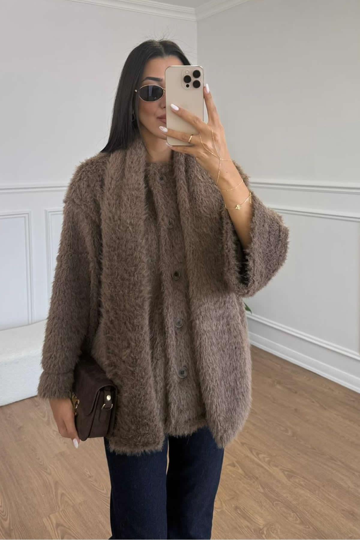 FULARLI PELUŞ KISA KABAN - KAHVE