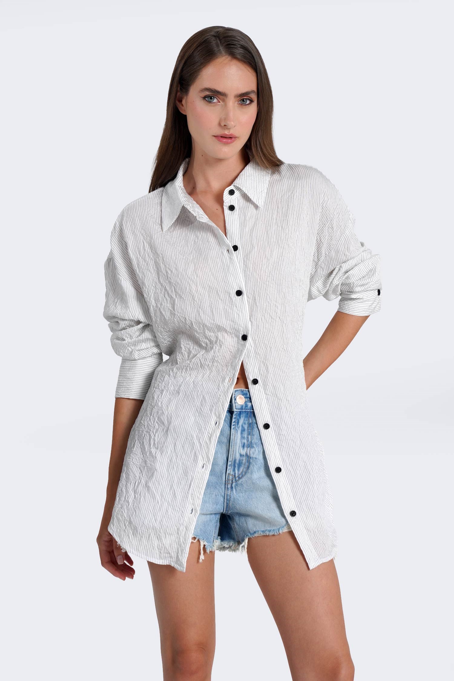 Kadın Beyaz Kuşaklı Oversize Gömlek