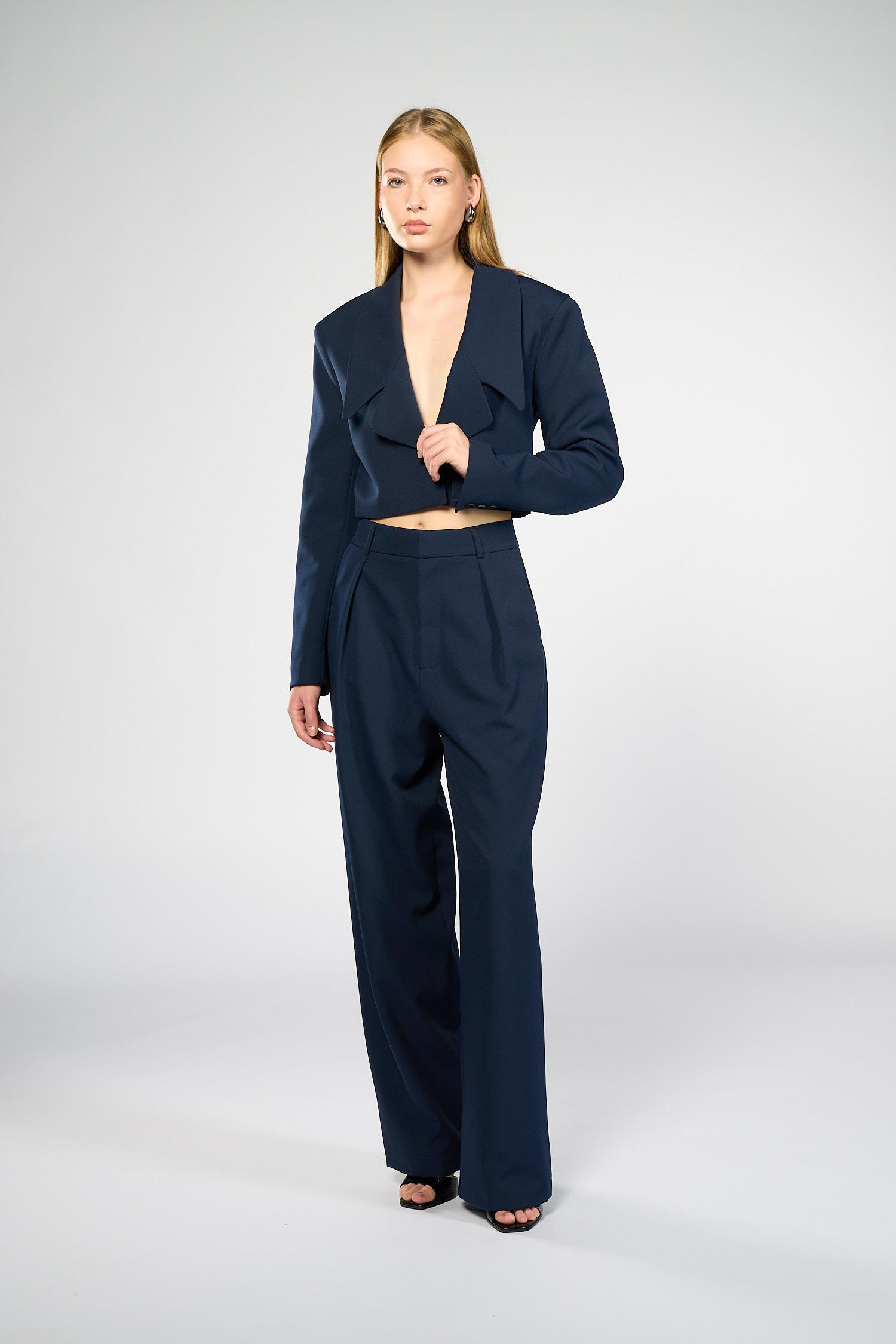 Kadın Lacivert Geniş Yaka Crop Blazer