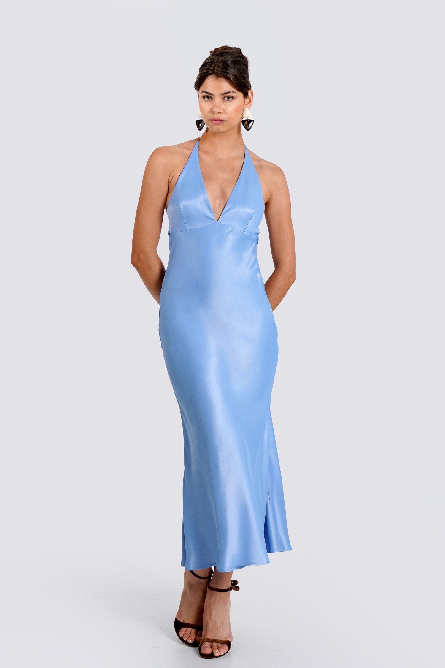 Kadın Mavi Halter Yaka Saten Midi Boy Elbise