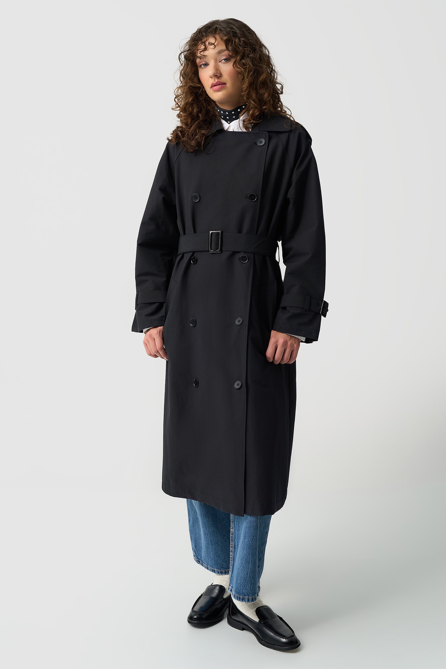 Kadın Siyah Apoletli Kruvaze Oversize Trençkot