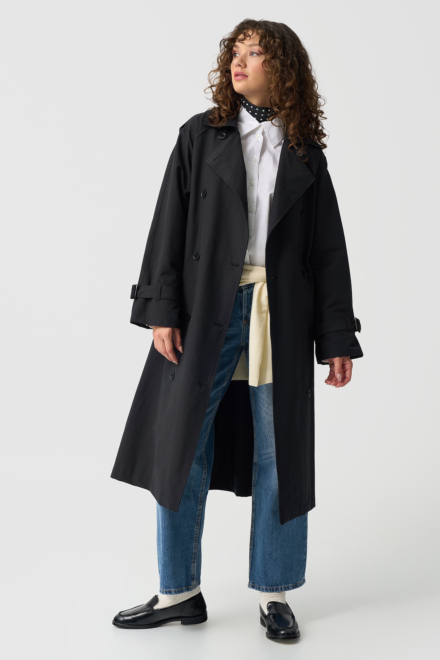 Kadın Siyah Apoletli Kruvaze Oversize Trençkot
