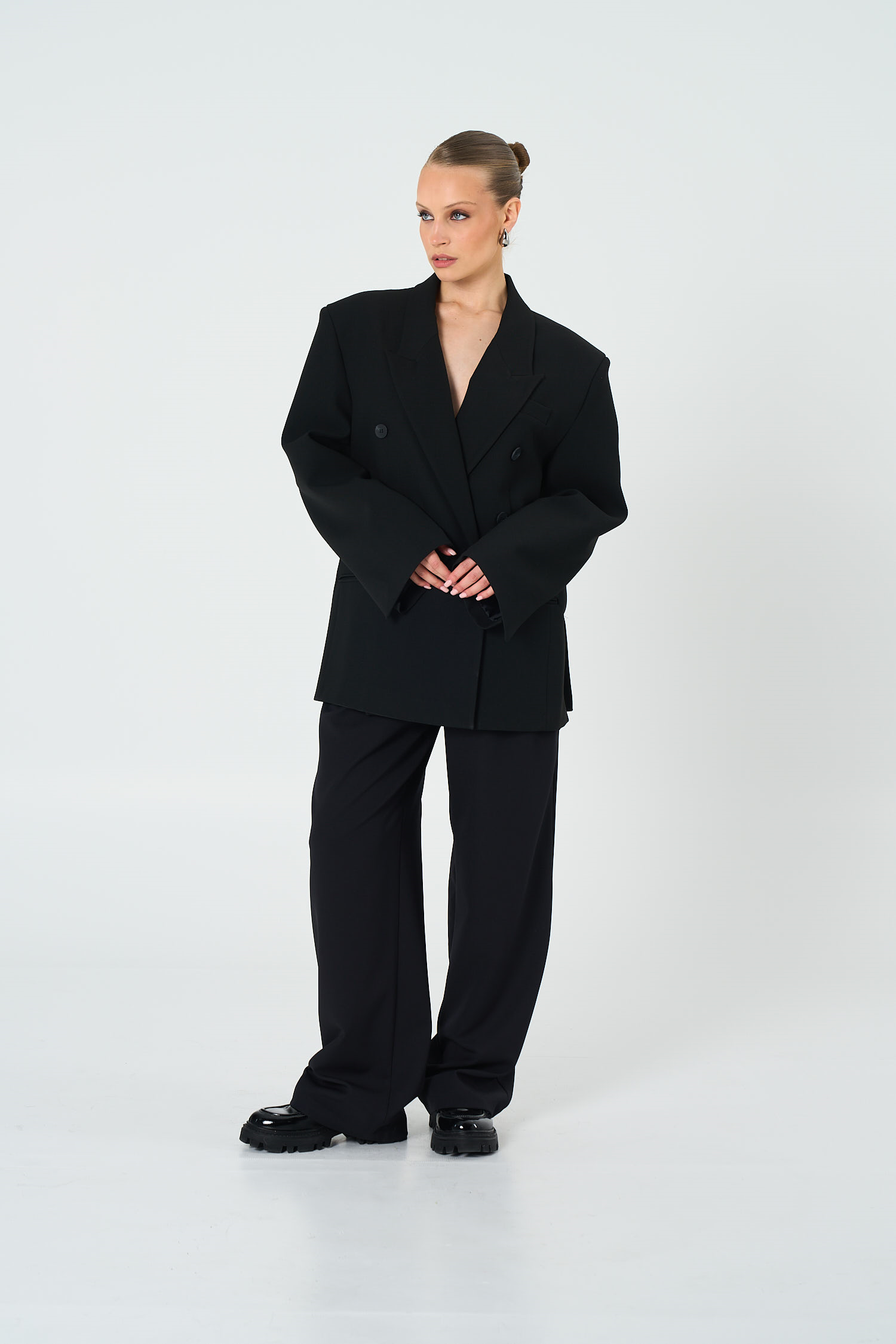 Kadın Siyah Basene Oturan Oversize Blazer